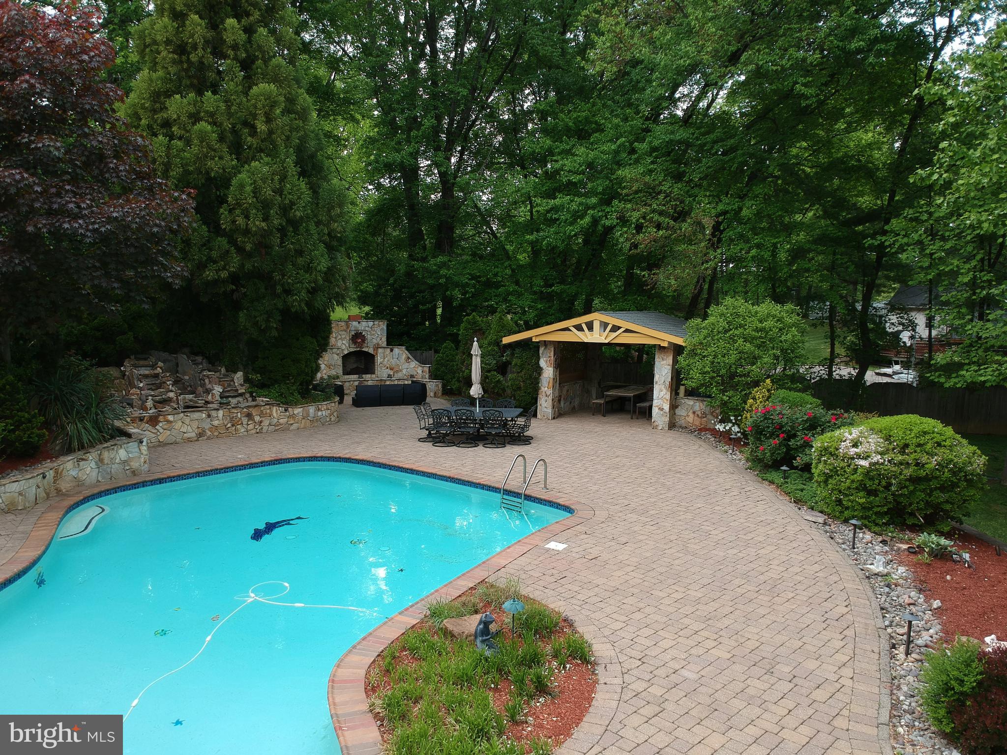 ALEXANDRA ESTATES - Residential