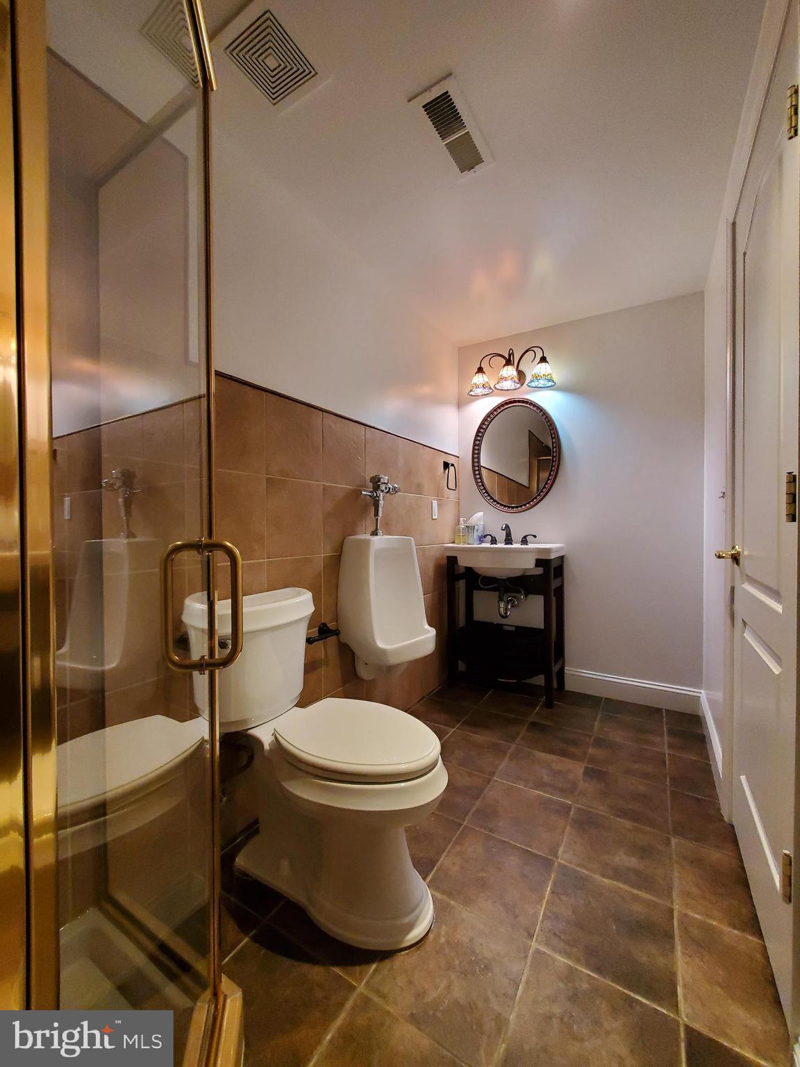 ALEXANDRA ESTATES - Residential