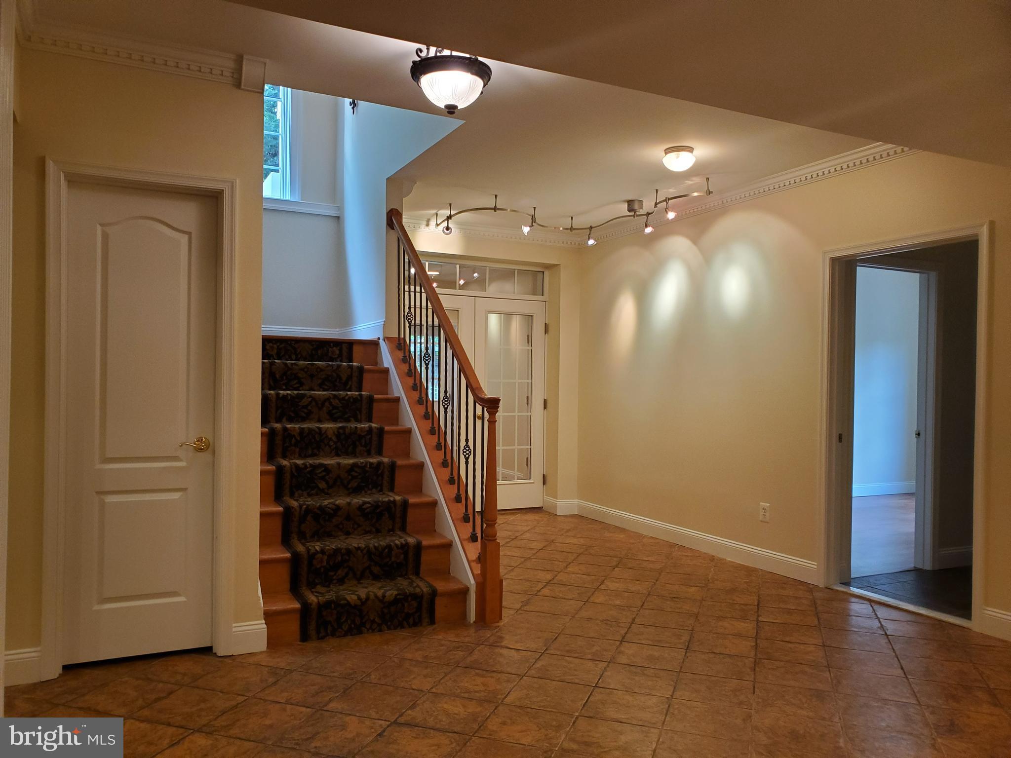 ALEXANDRA ESTATES - Residential