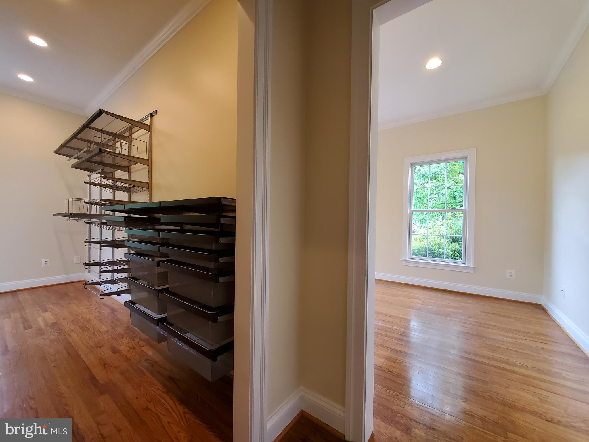 ALEXANDRA ESTATES - Residential