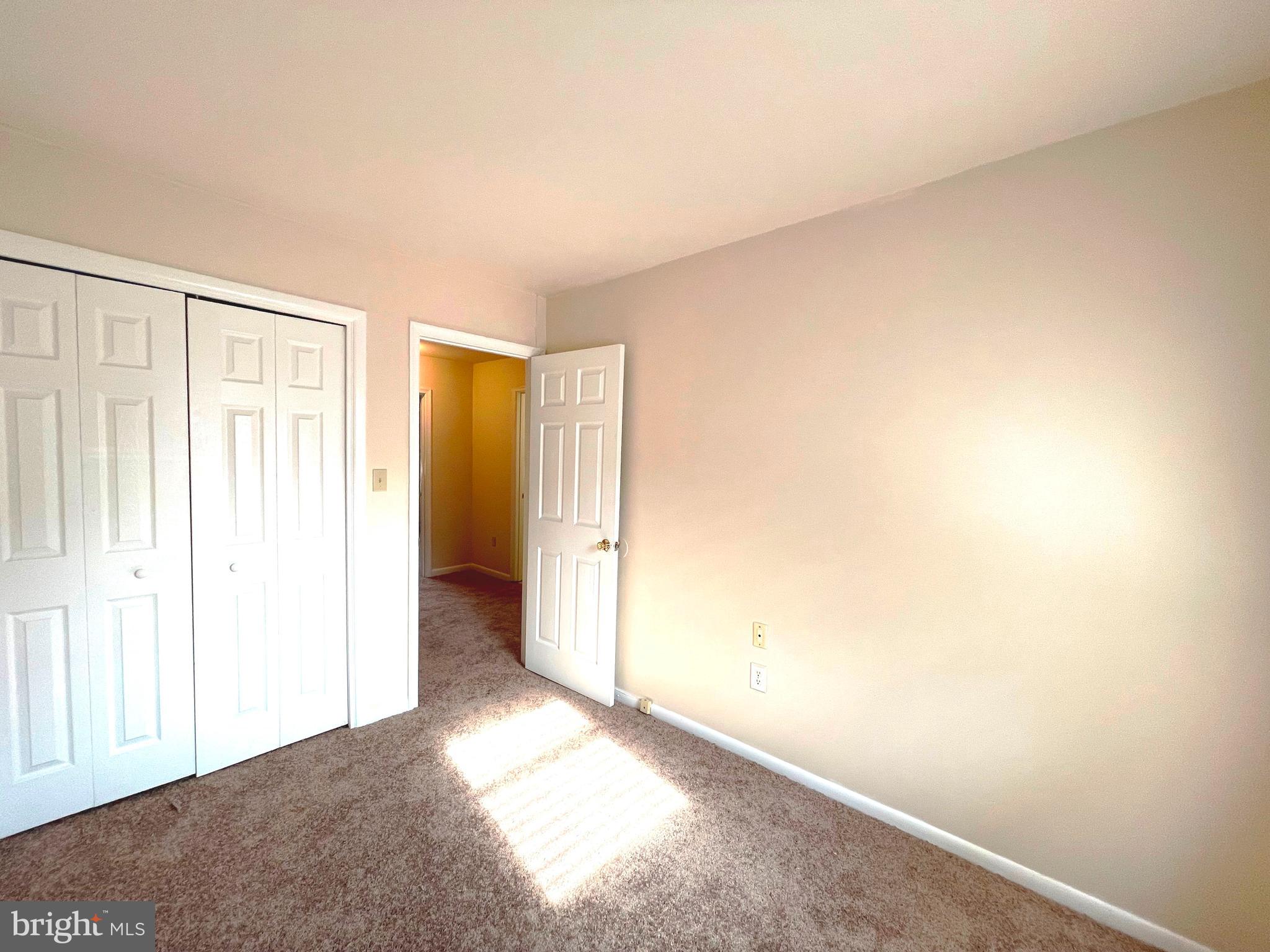 COLONY SQUARE - Residential Lease