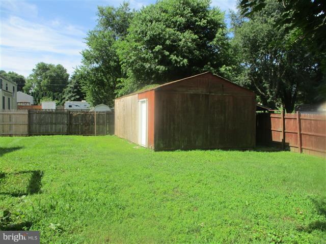 MEADOWCREST - Residential