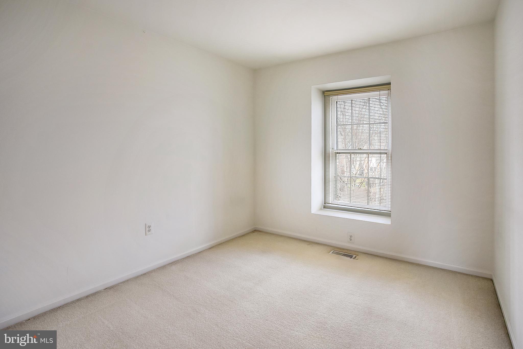 DAVENTRY - Residential