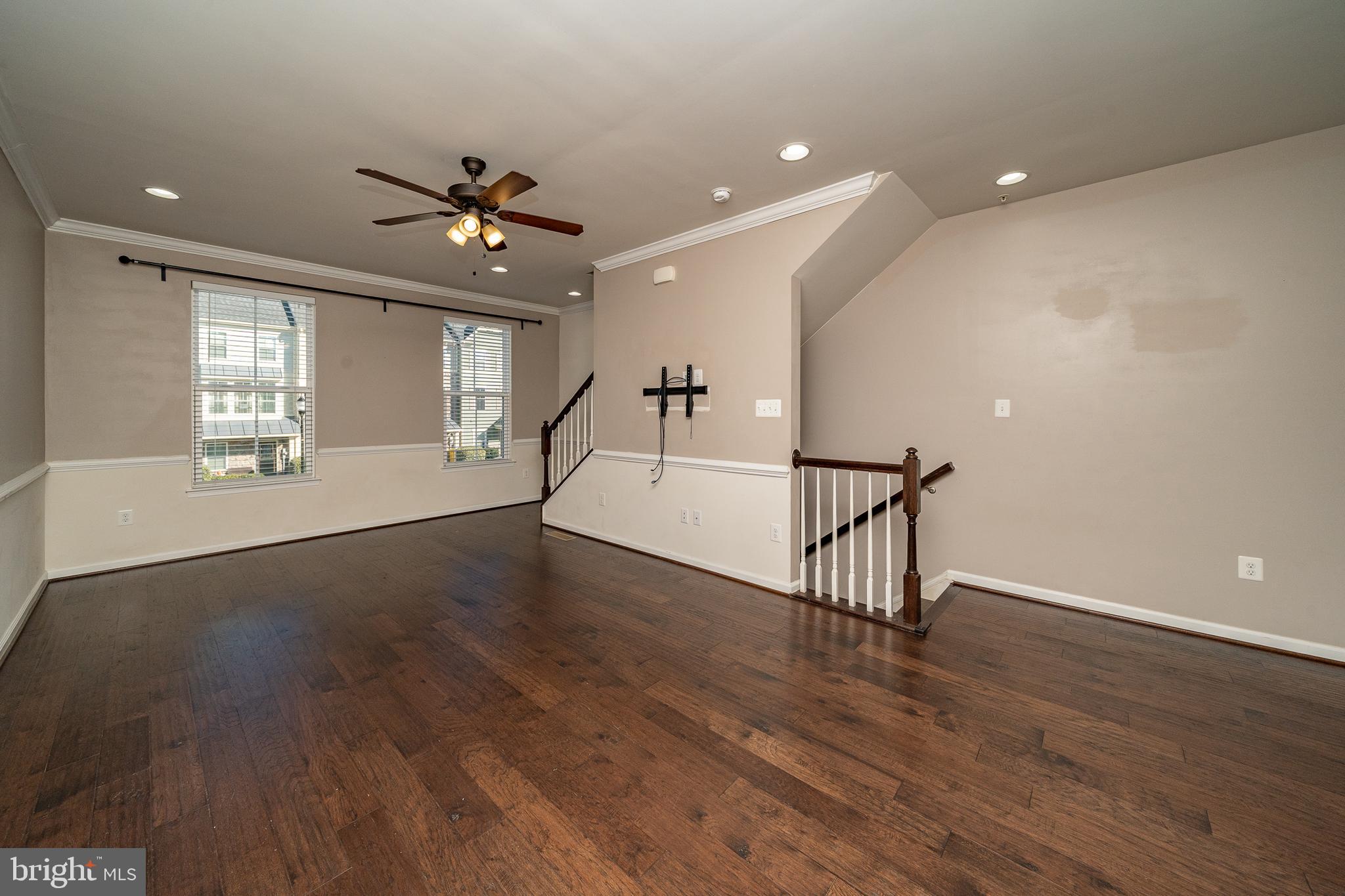 CREEKSIDE VILLAGE AT TANYARD SPRINGS - Residential