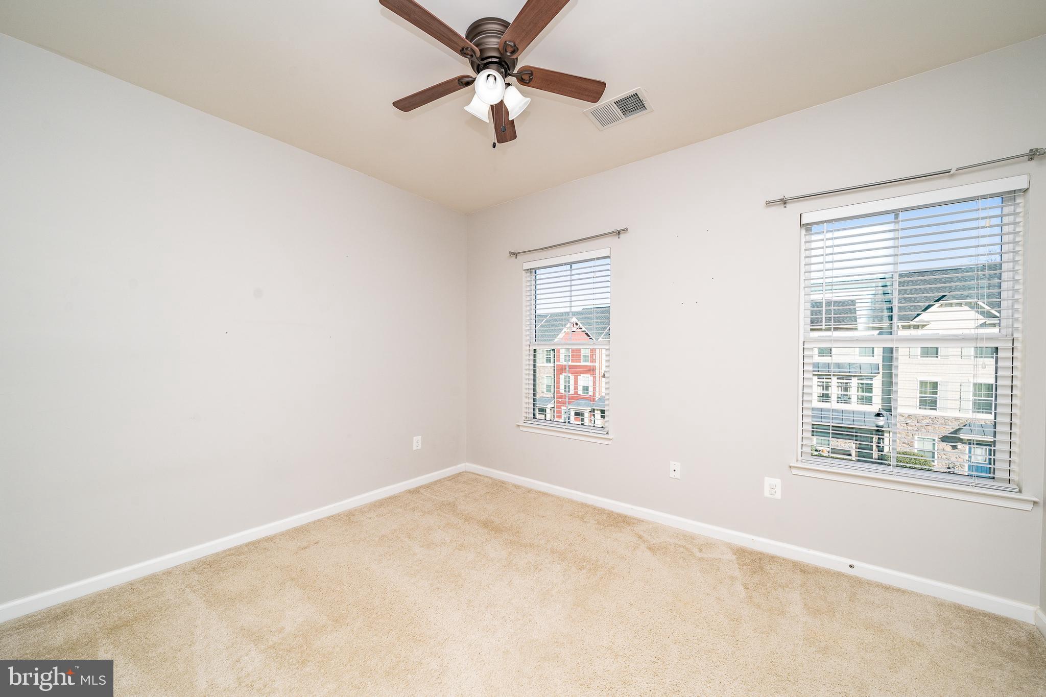 CREEKSIDE VILLAGE AT TANYARD SPRINGS - Residential