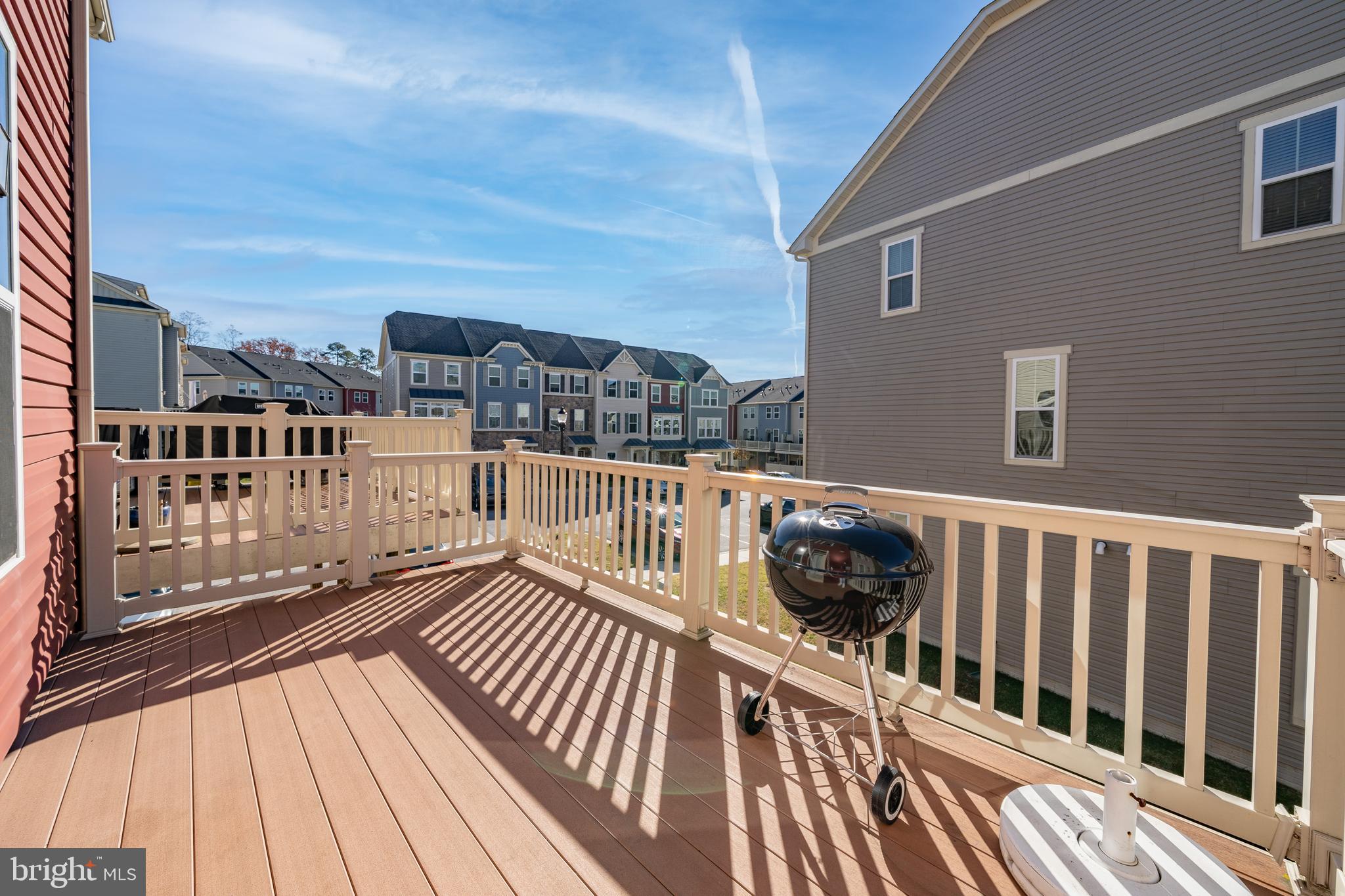 CREEKSIDE VILLAGE AT TANYARD SPRINGS - Residential