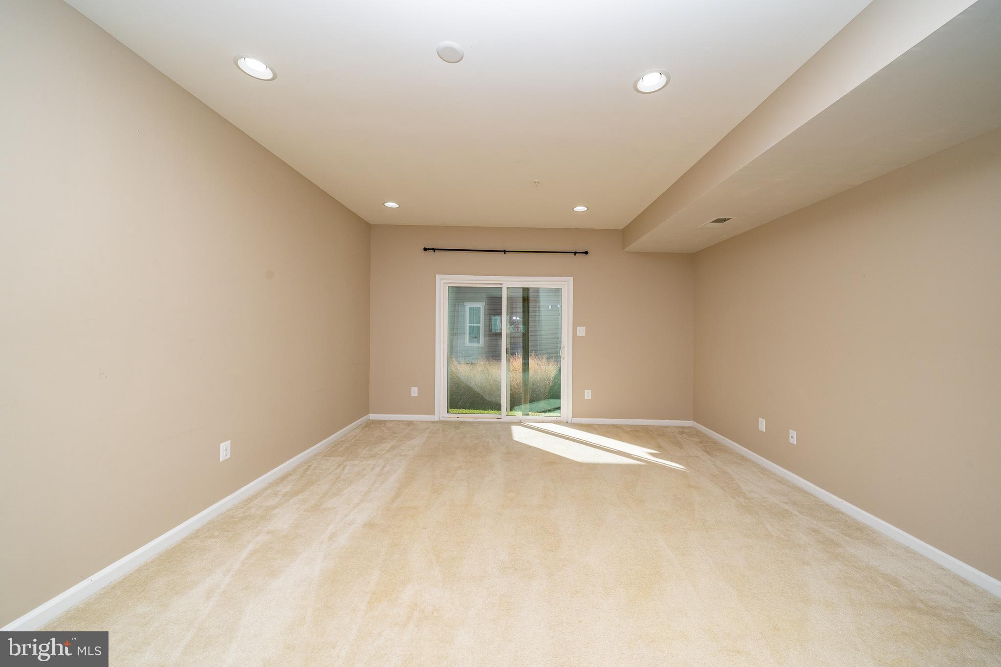 CREEKSIDE VILLAGE AT TANYARD SPRINGS - Residential