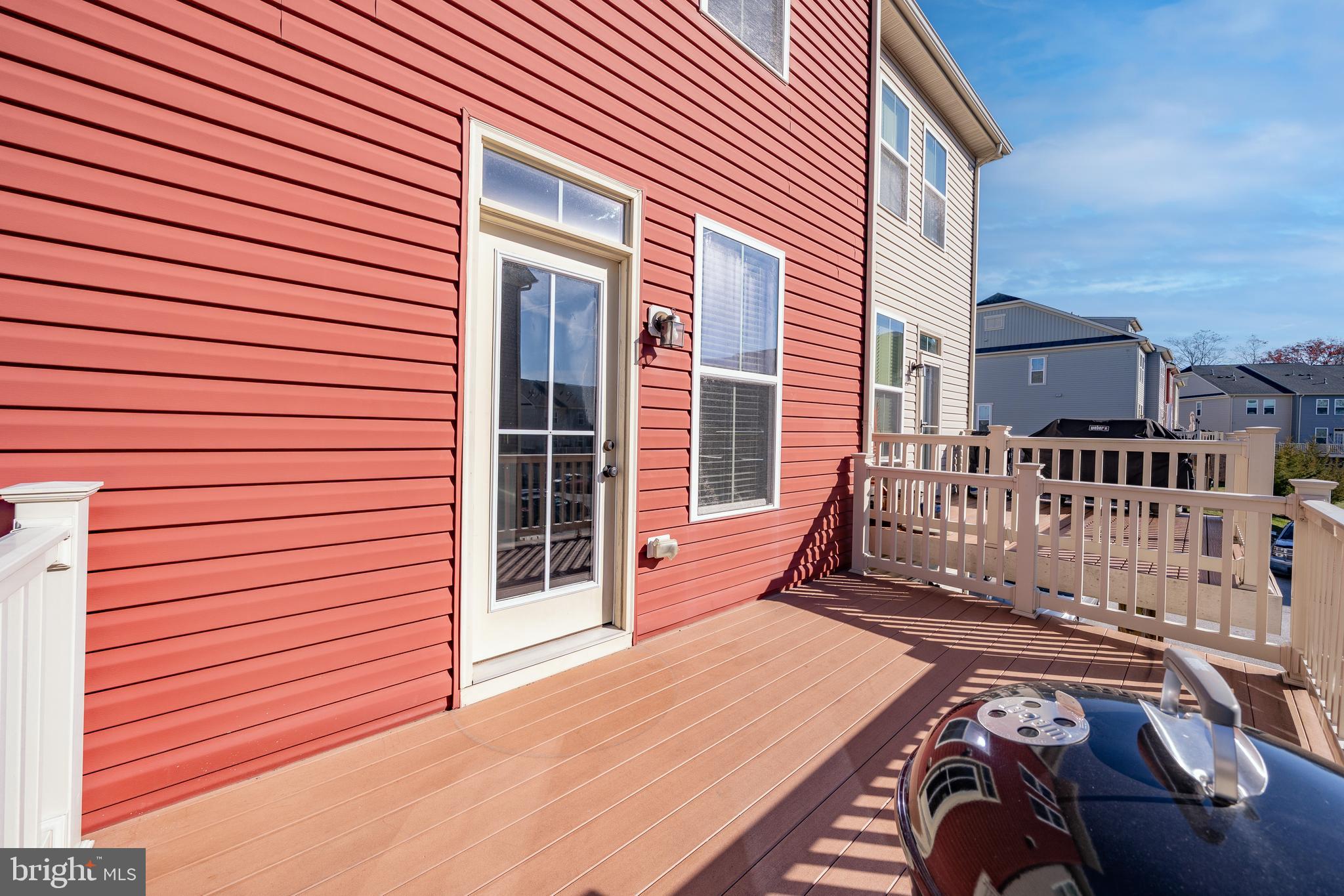 CREEKSIDE VILLAGE AT TANYARD SPRINGS - Residential