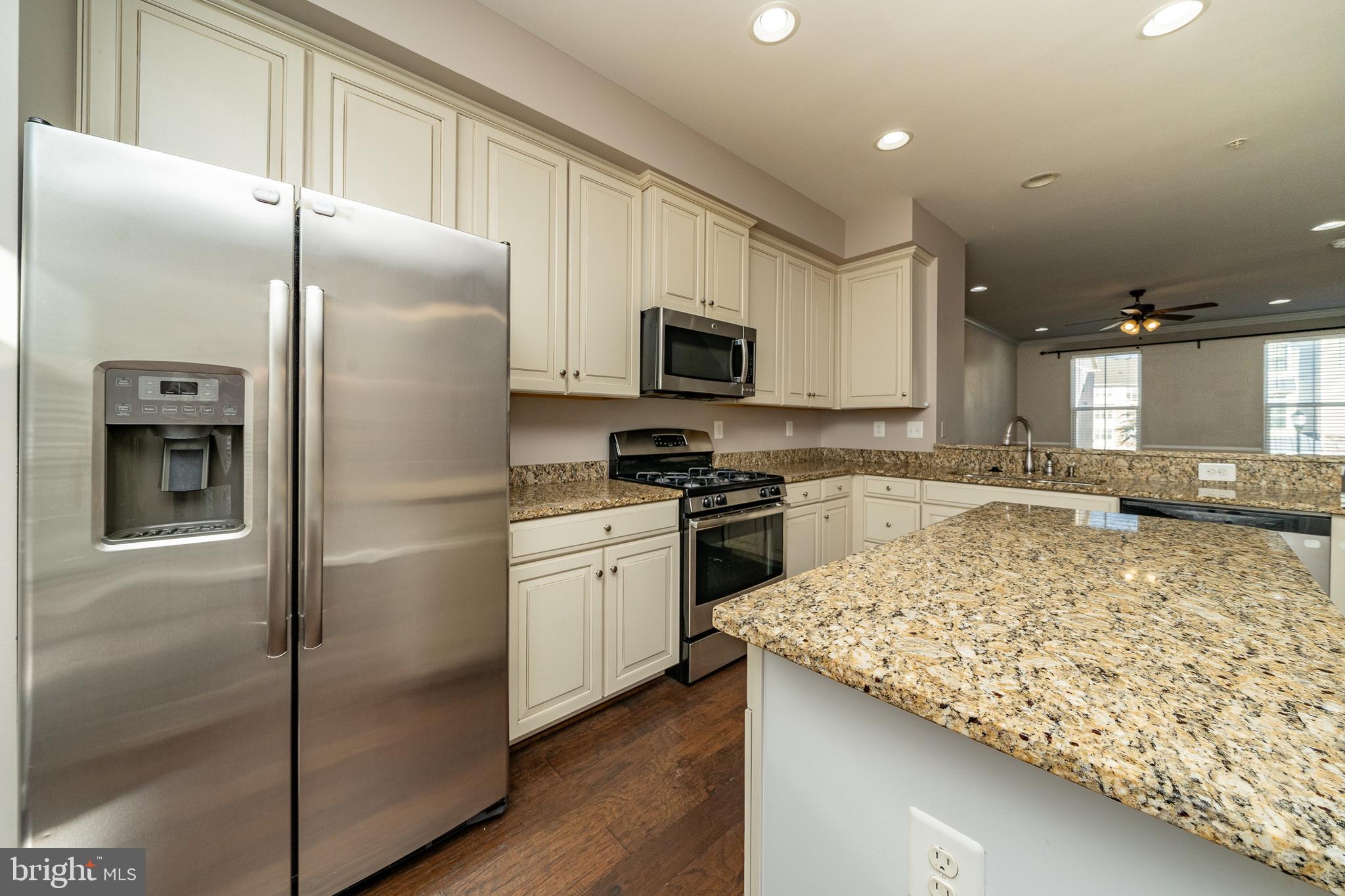 CREEKSIDE VILLAGE AT TANYARD SPRINGS - Residential