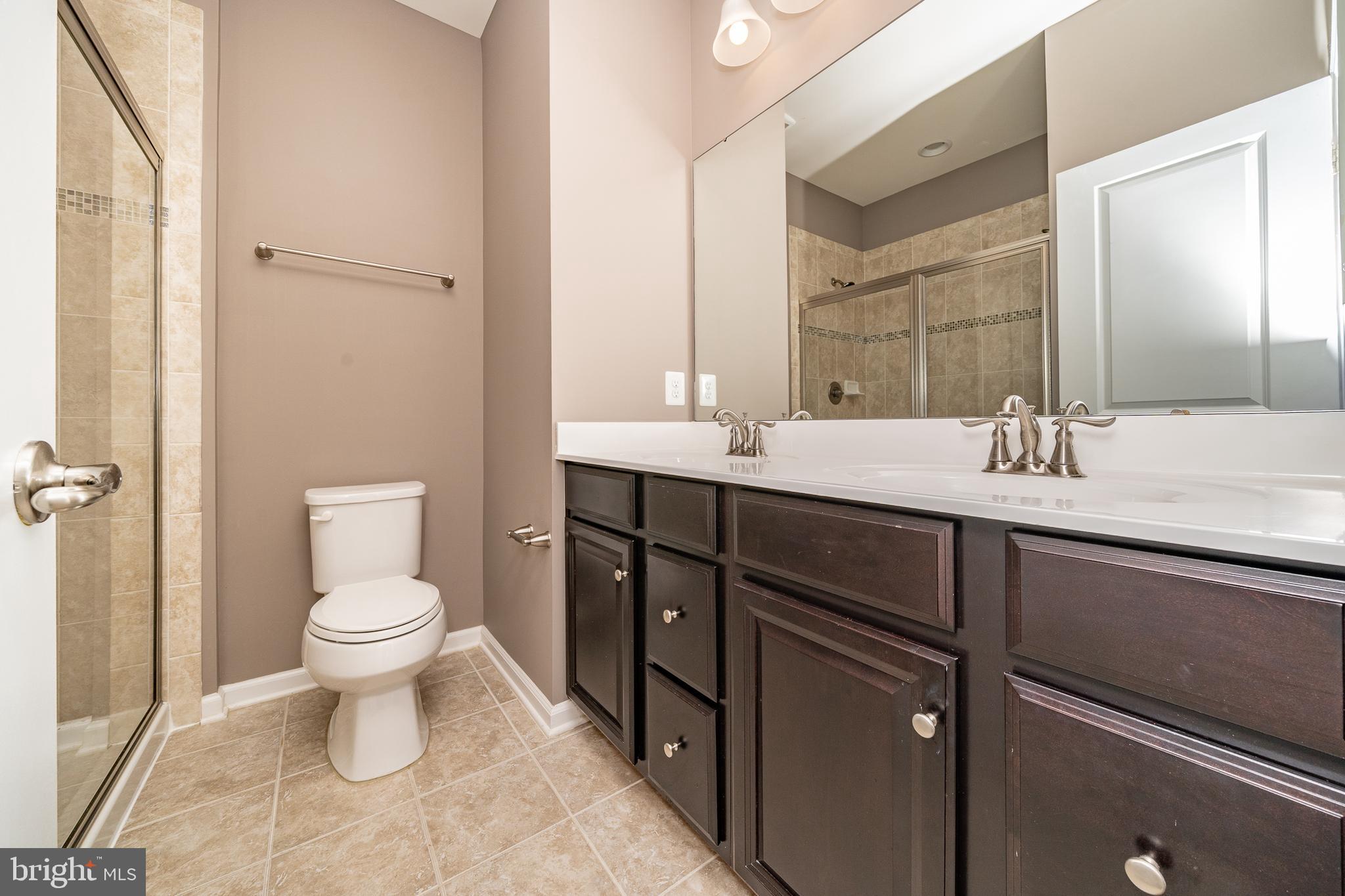 CREEKSIDE VILLAGE AT TANYARD SPRINGS - Residential