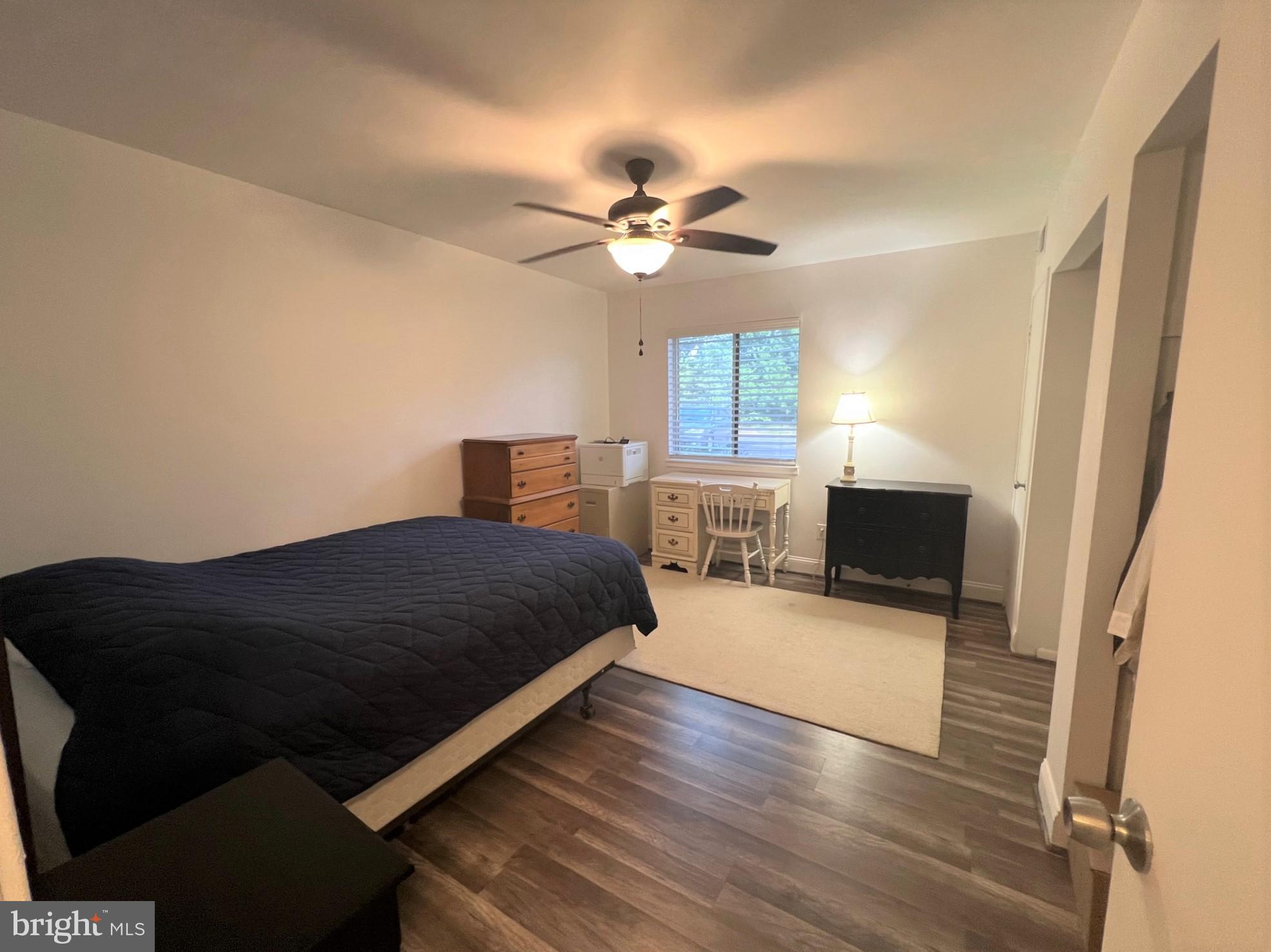 SUMMERTREE CONDO APTS - Residential