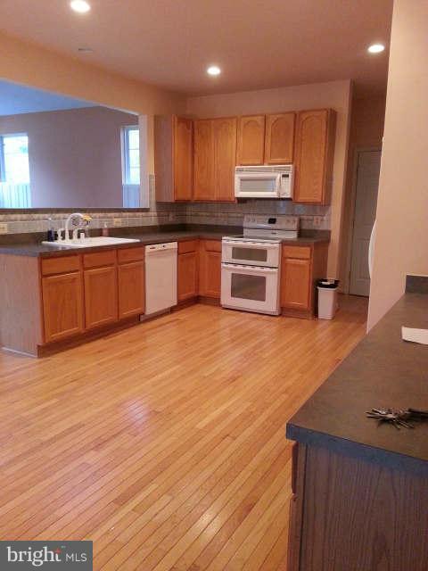 RIVERDALE GLEN - Residential