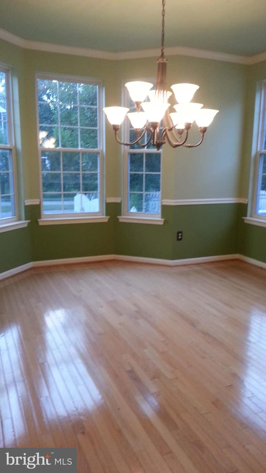 RIVERDALE GLEN - Residential