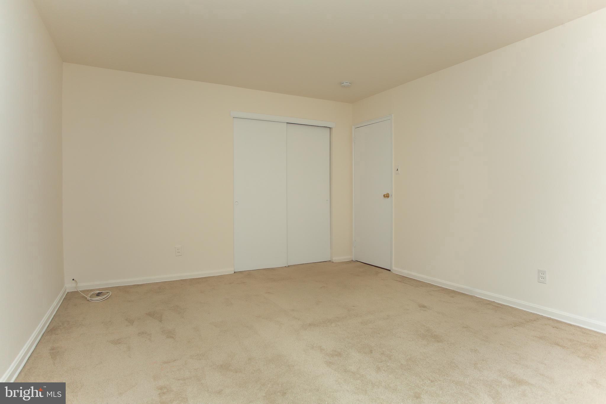 VALLEY HOUSE - Residential