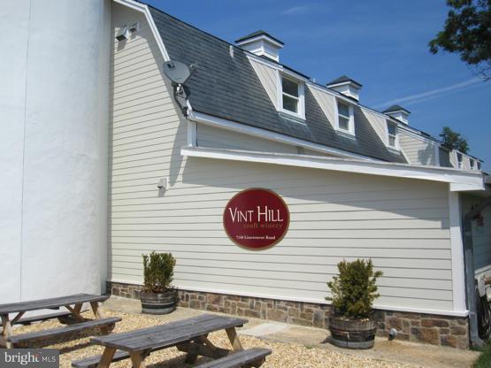 VINT HILL - Residential