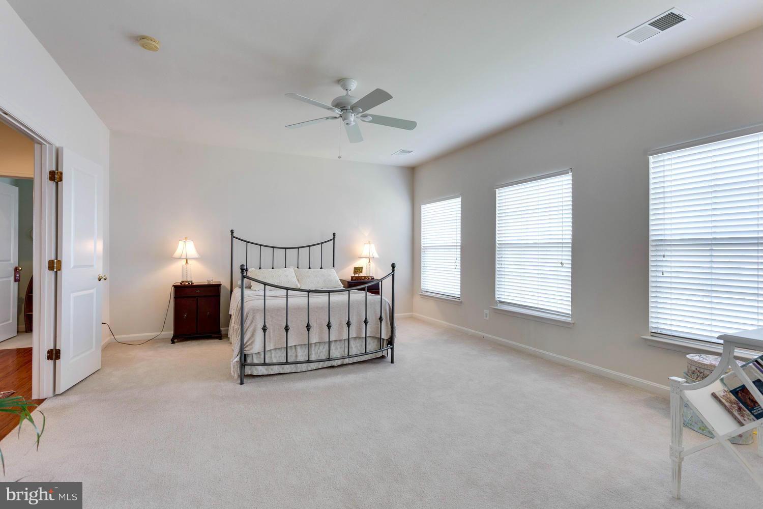 VINT HILL - Residential