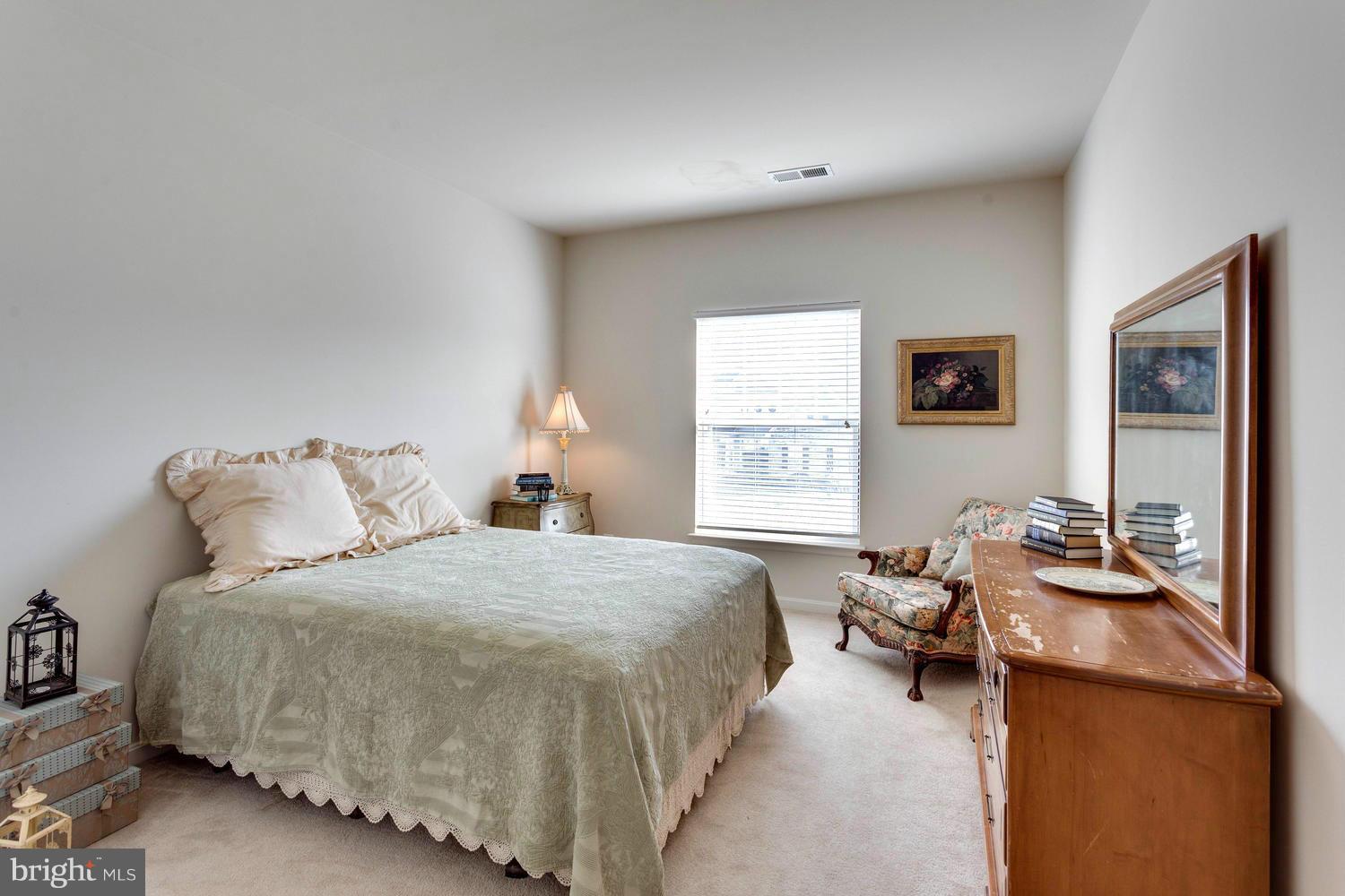 VINT HILL - Residential