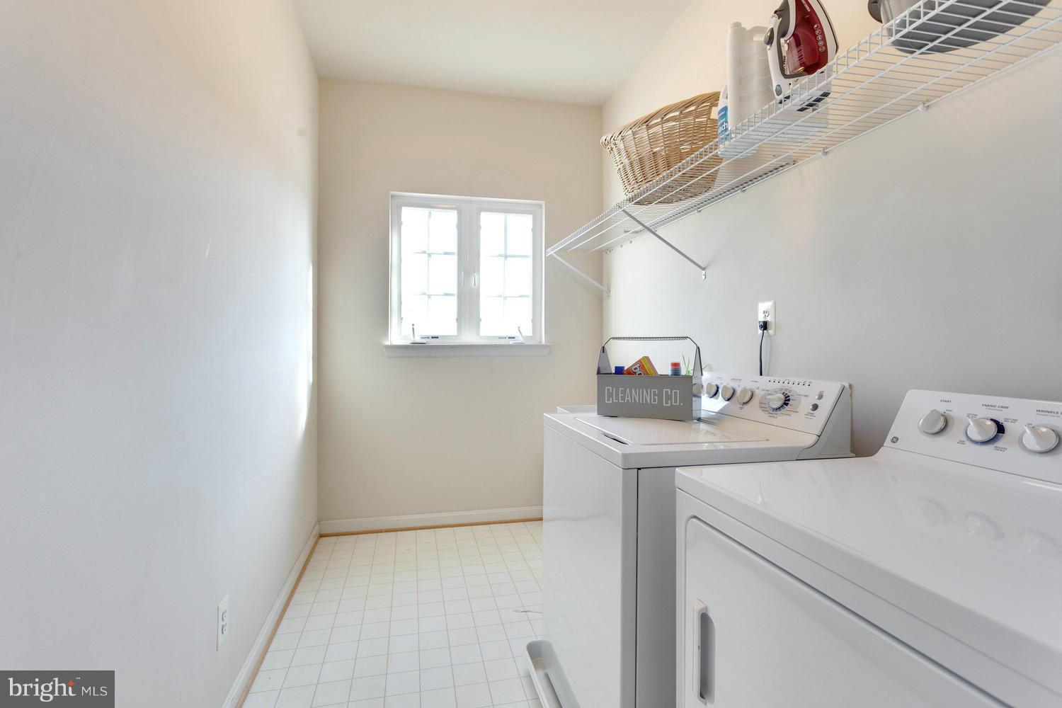 VINT HILL - Residential