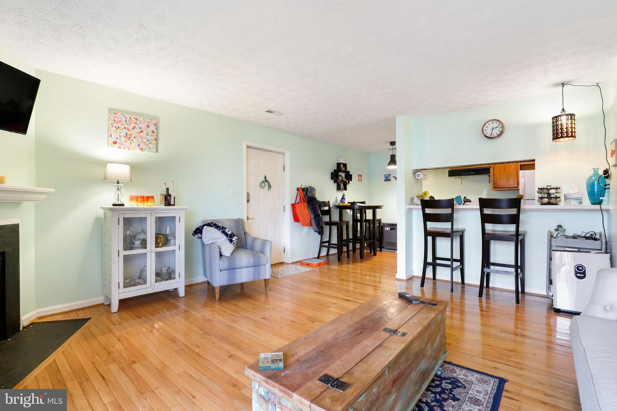 VILLAGE OF HICKORY RIDGE - Residential