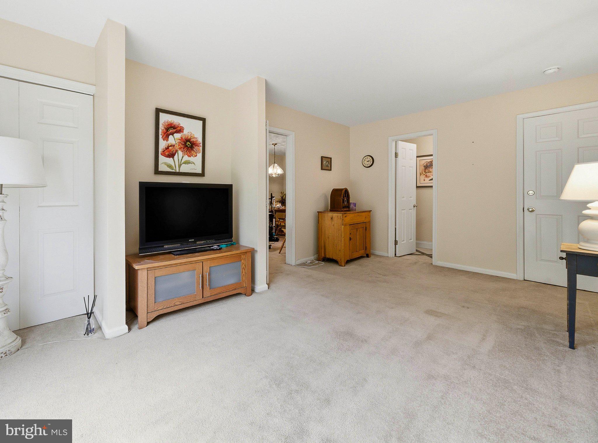 DUBLIN MDWS - Residential
