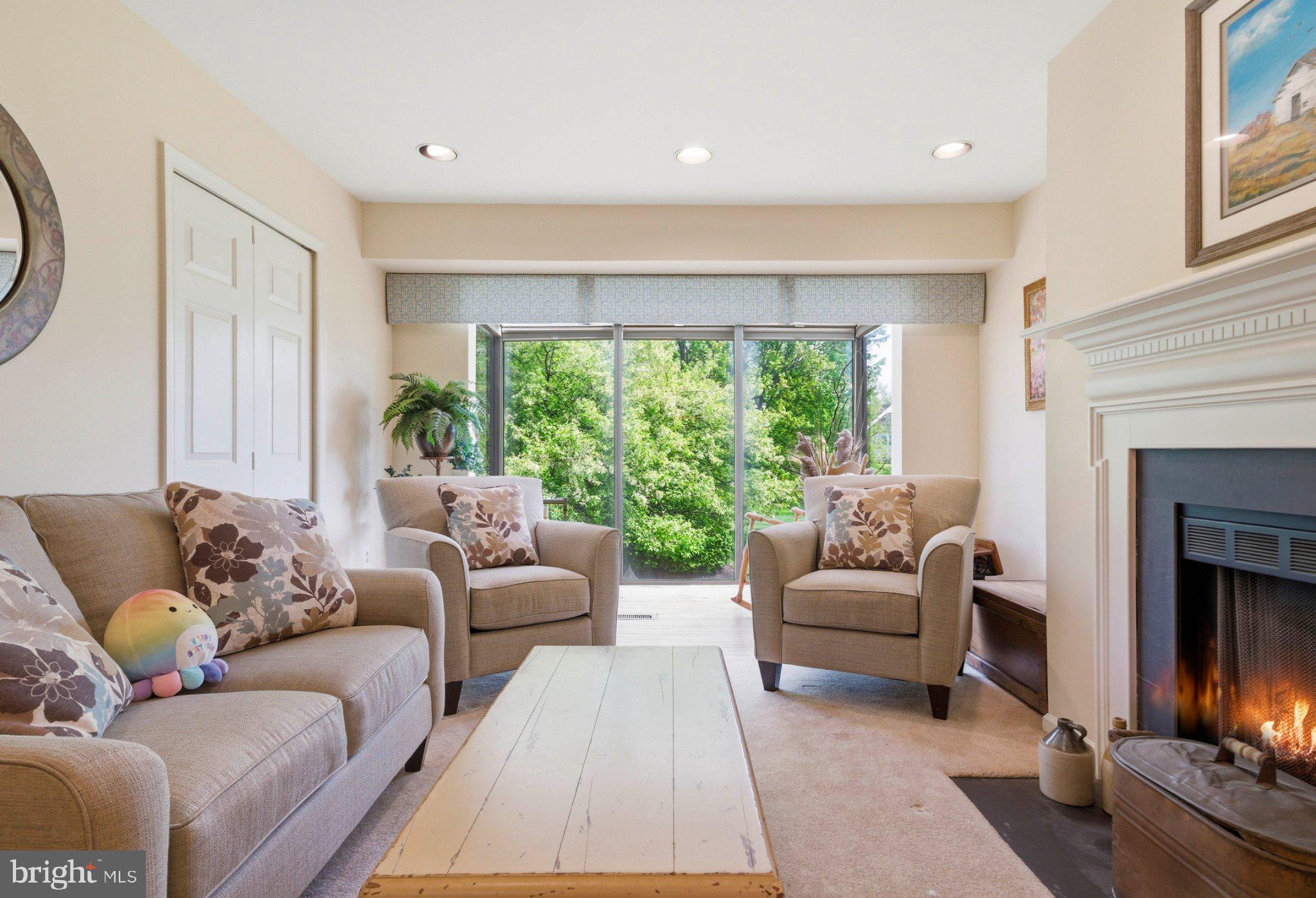 DUBLIN MDWS - Residential