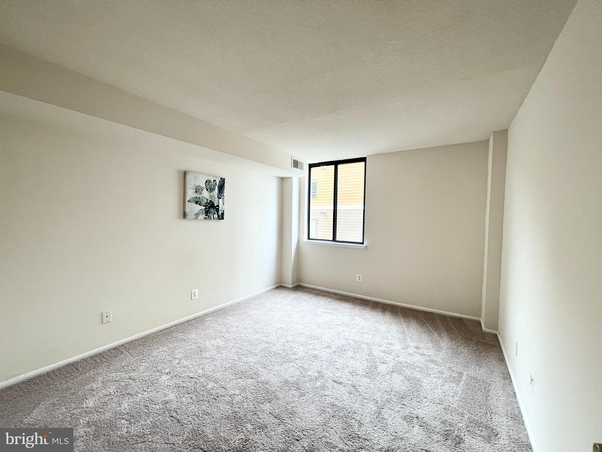 AMERICANA CENTRE - Residential Lease