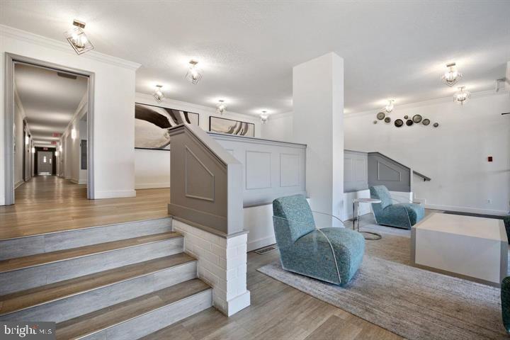 AMERICANA CENTRE - Residential Lease