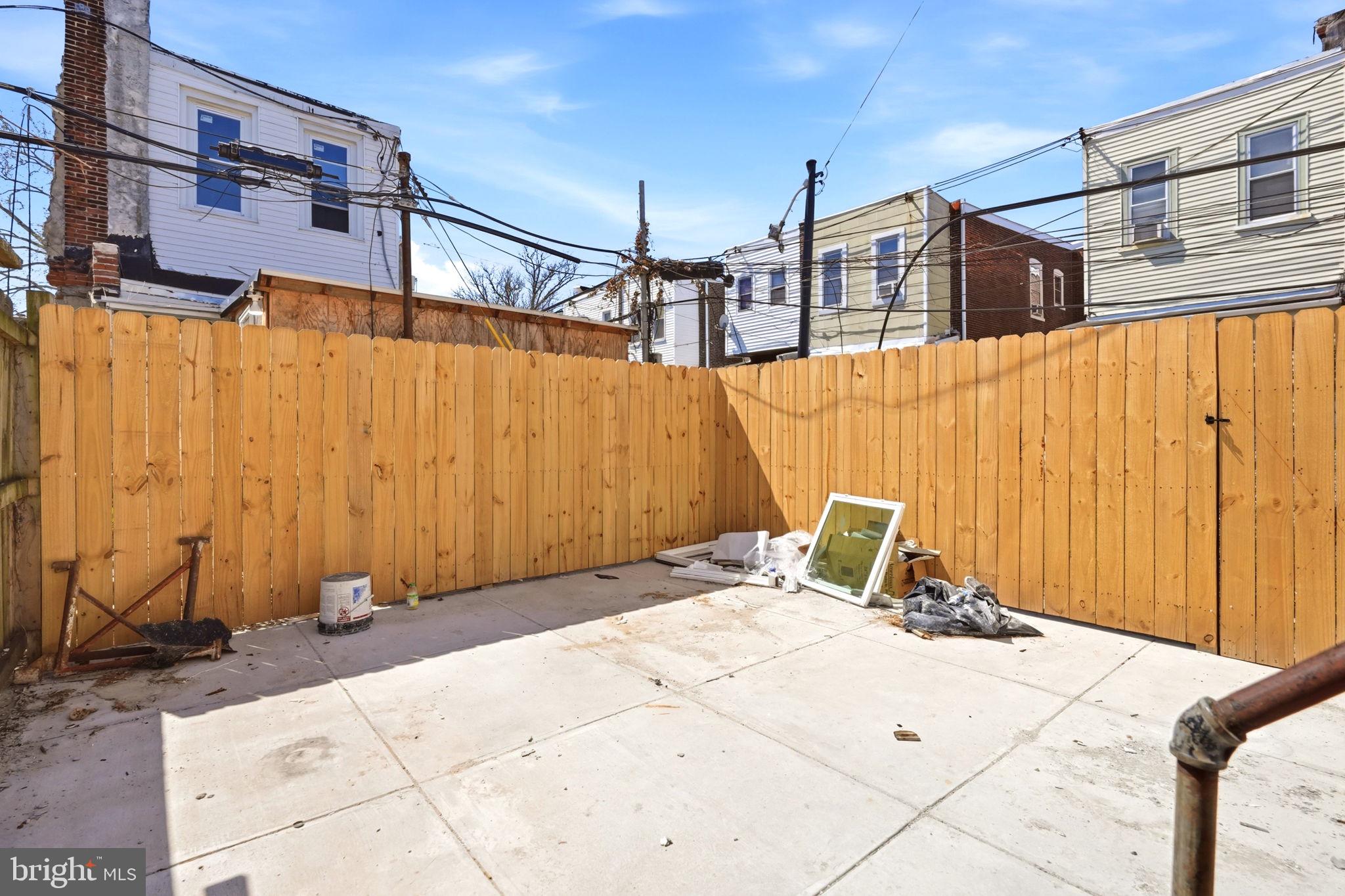 ELMWOOD PARK - Residential Income