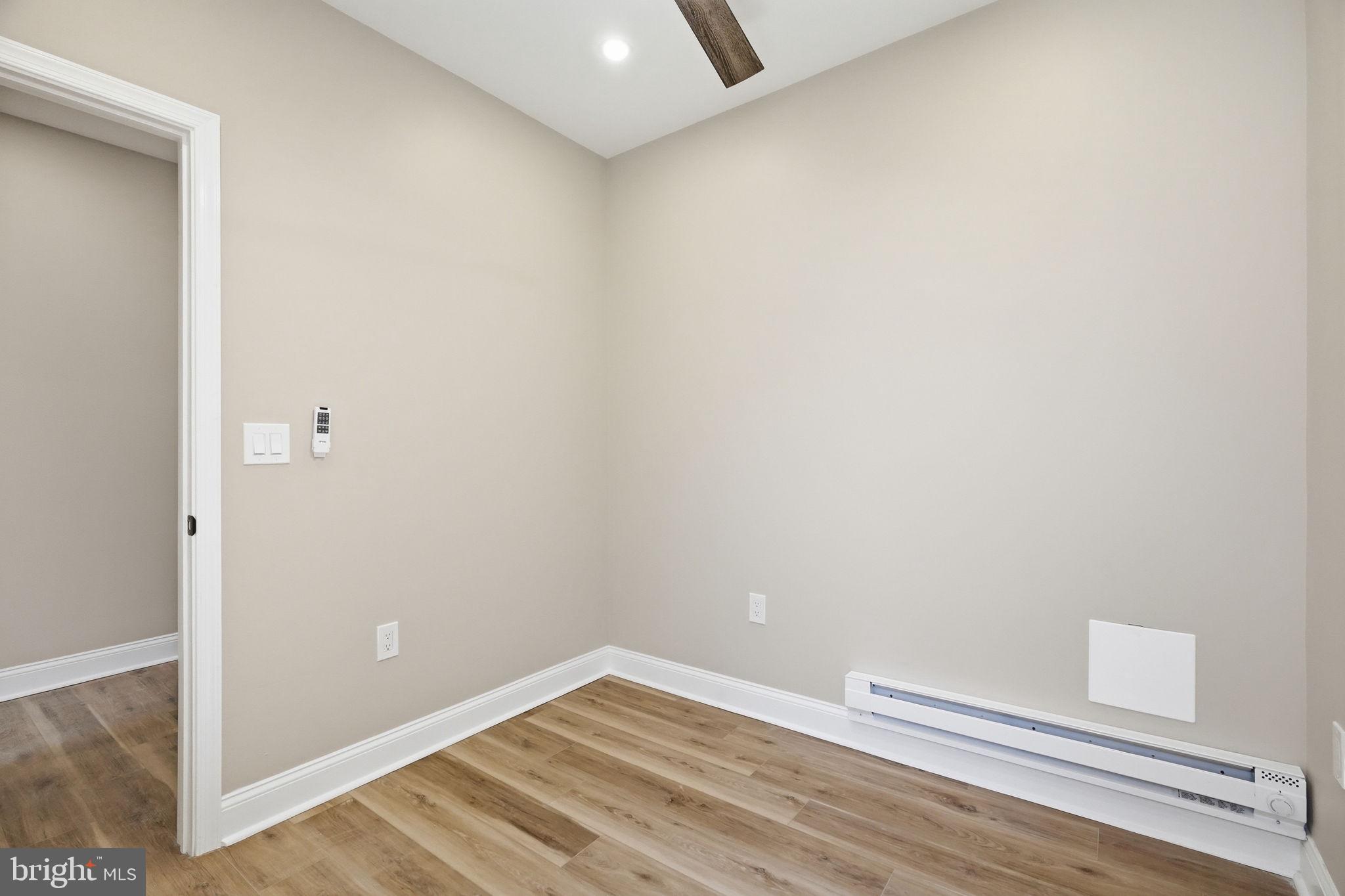 ELMWOOD PARK - Residential Income