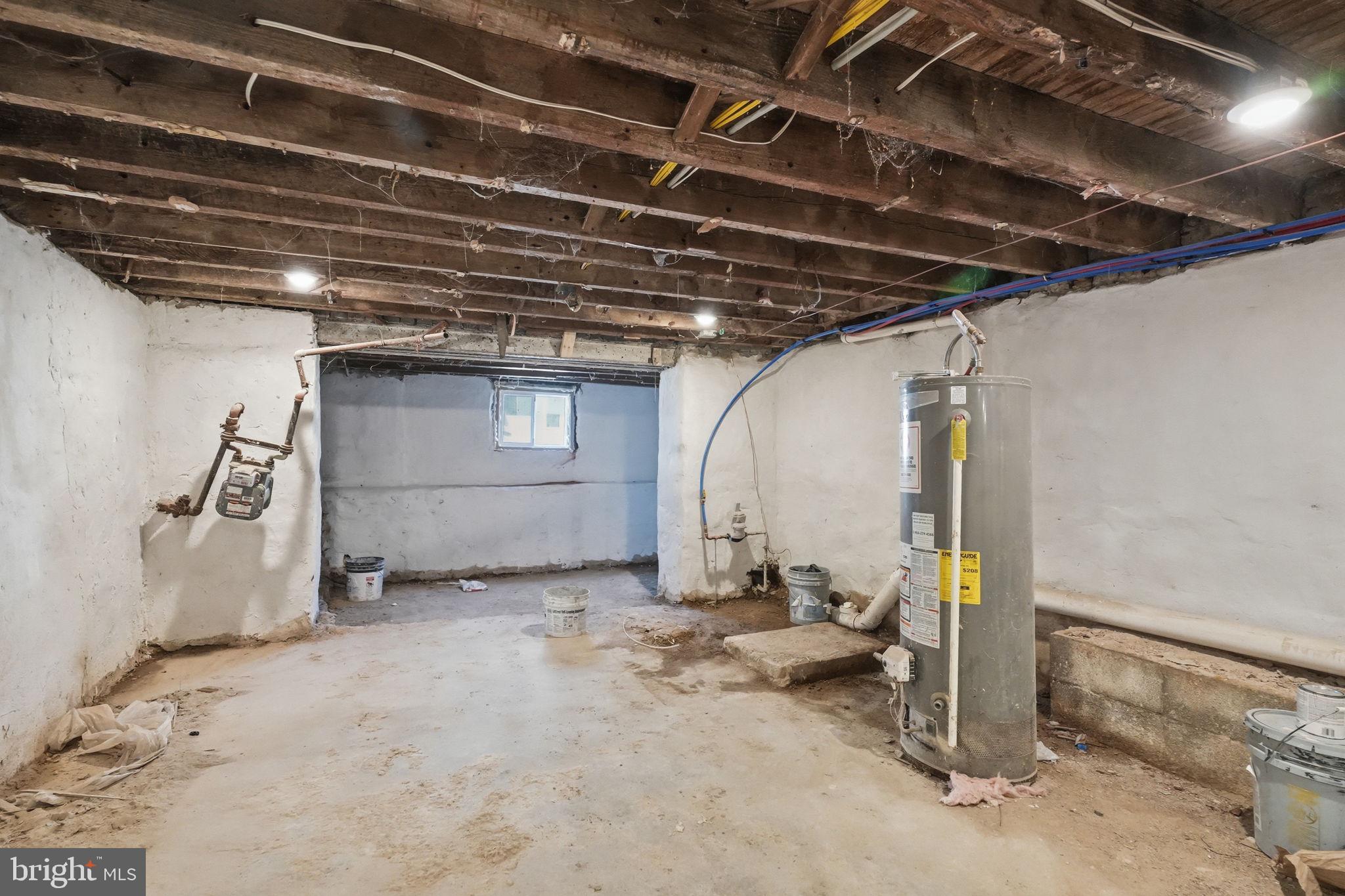 ELMWOOD PARK - Residential Income