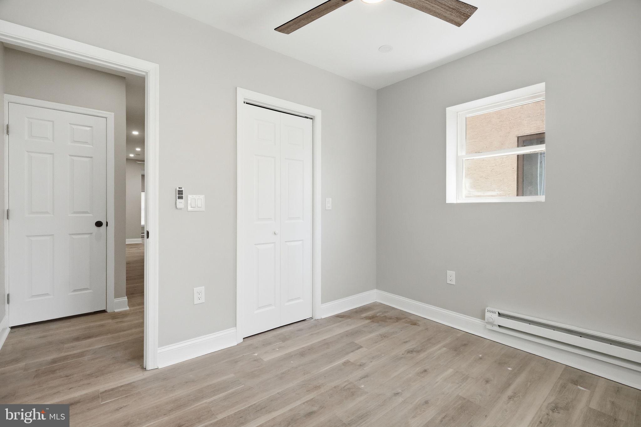 ELMWOOD PARK - Residential Income