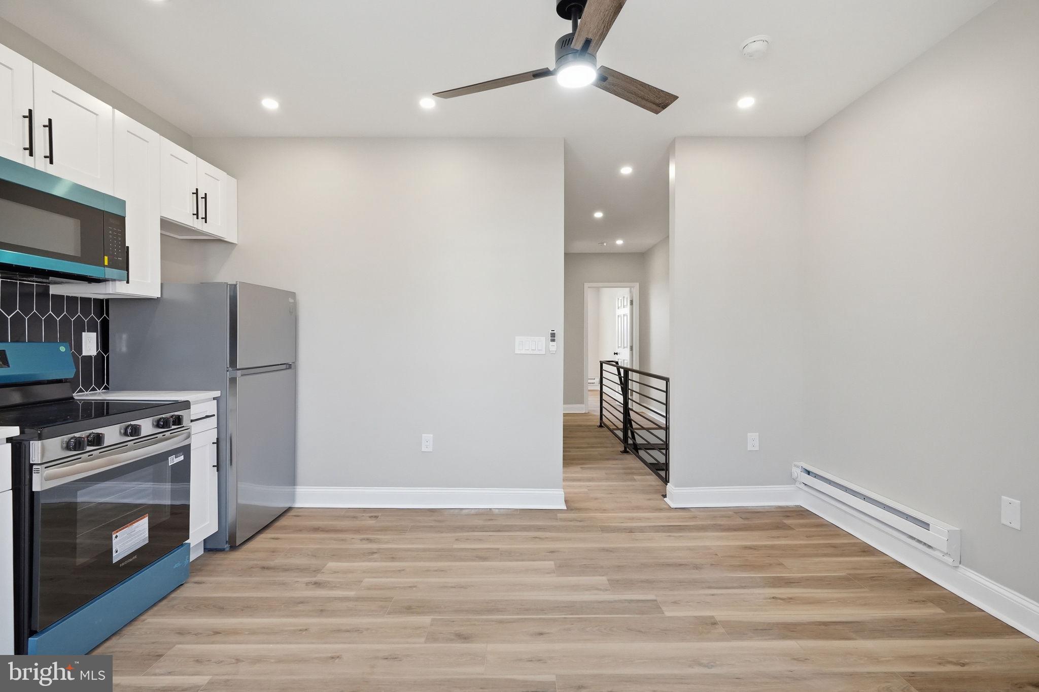 ELMWOOD PARK - Residential Income