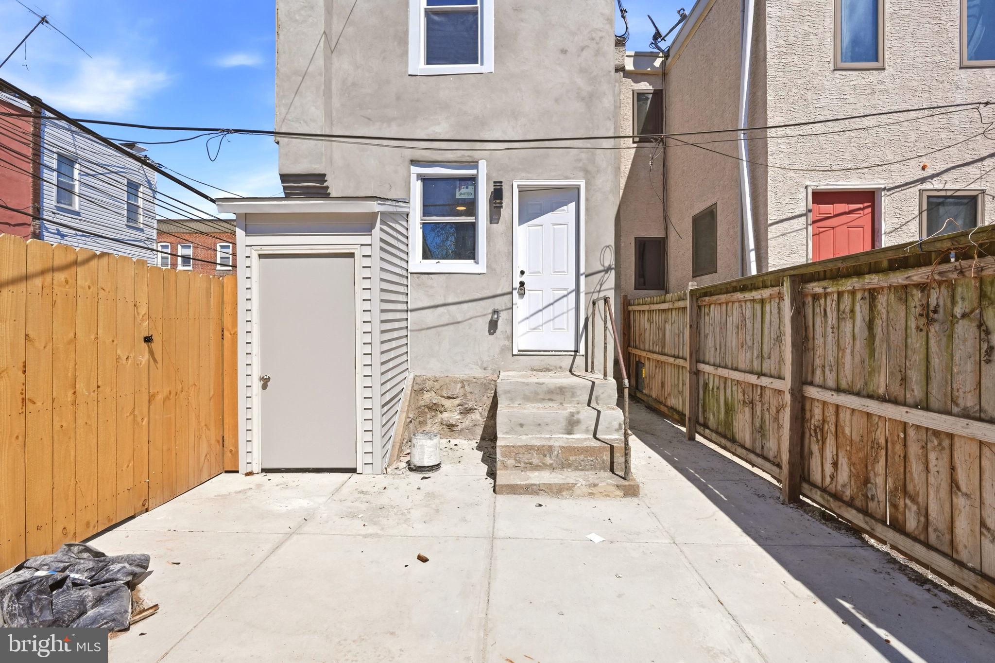 ELMWOOD PARK - Residential Income