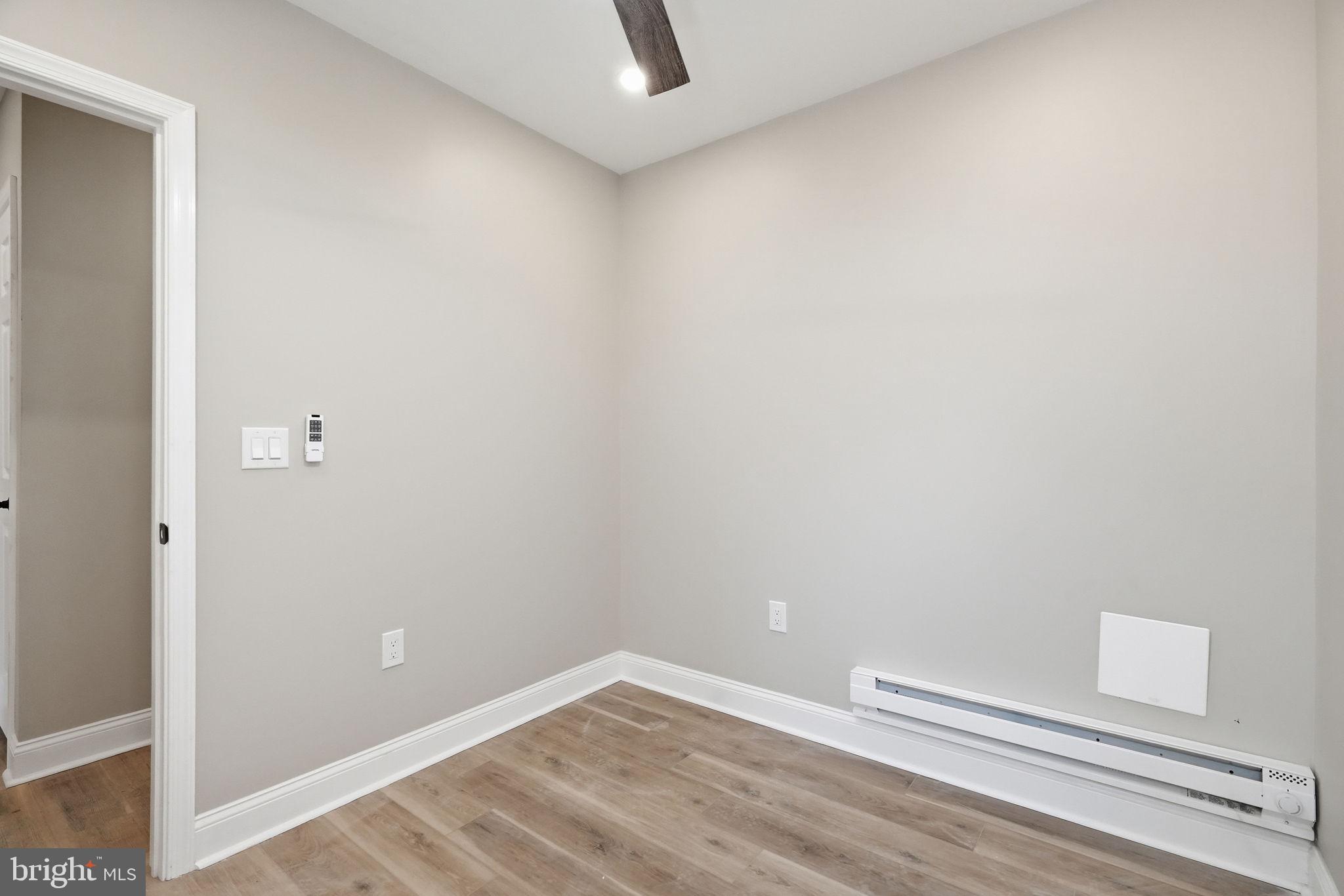 ELMWOOD PARK - Residential Income