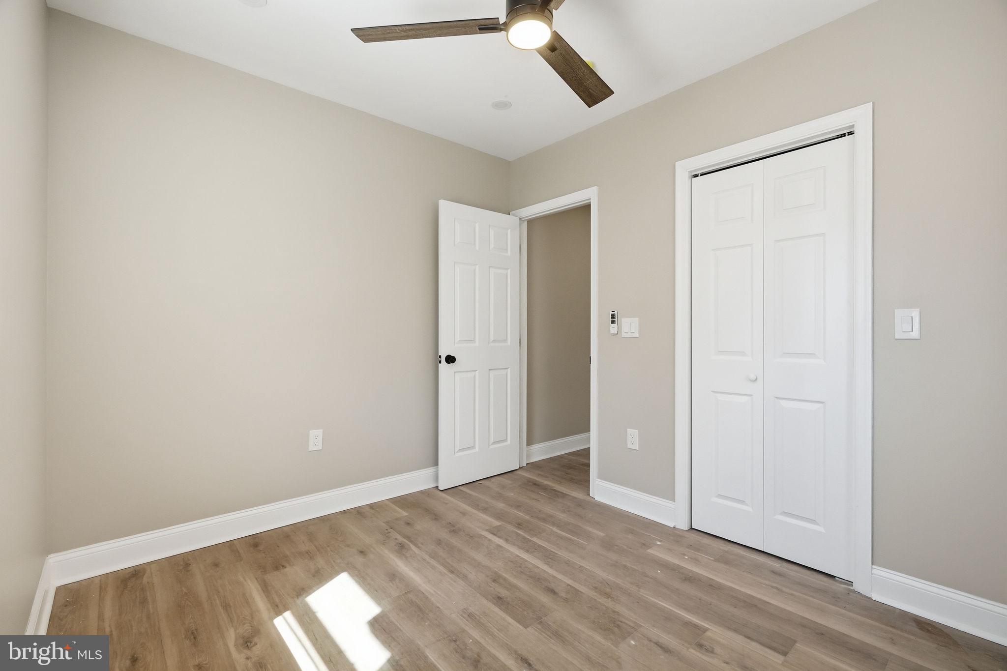 ELMWOOD PARK - Residential Income