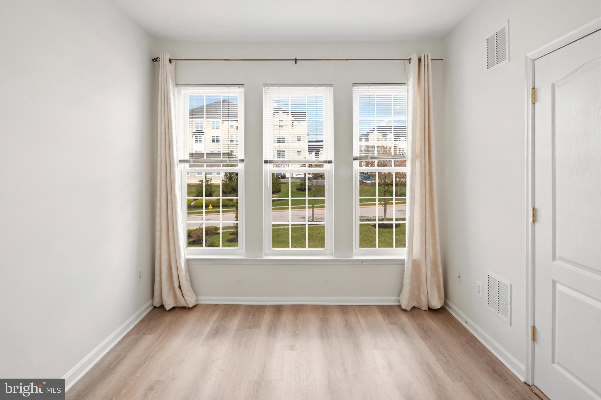 CEDAR RIDGE - Residential