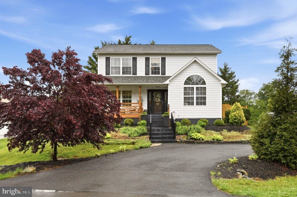 2018 COLIN DR, WINCHESTER, VA 22601 - Image 86dc7fb0fff1d8200638c8c4d23fc997/607622981