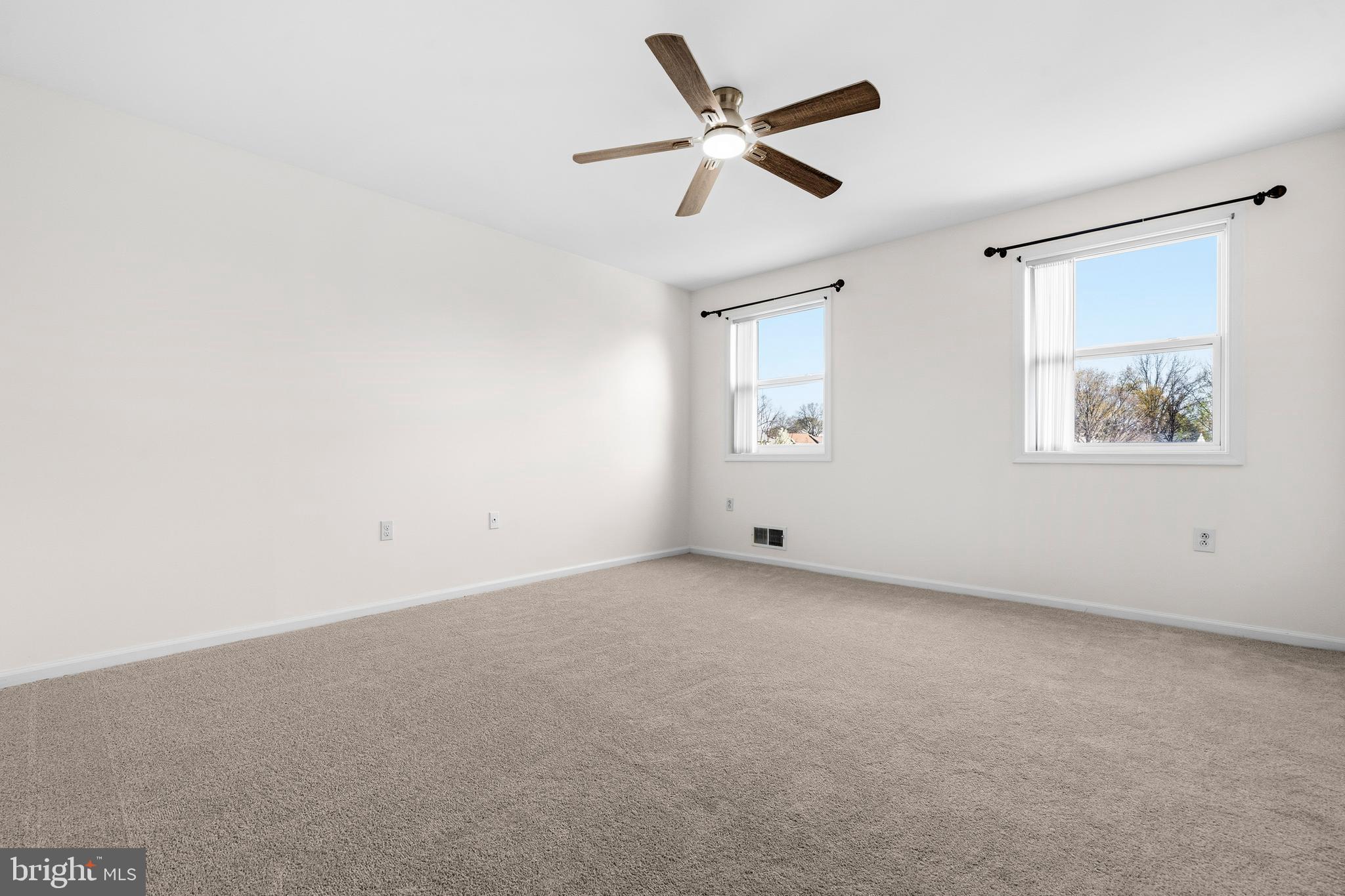 HIGHLANDS OF OLNEY - Residential