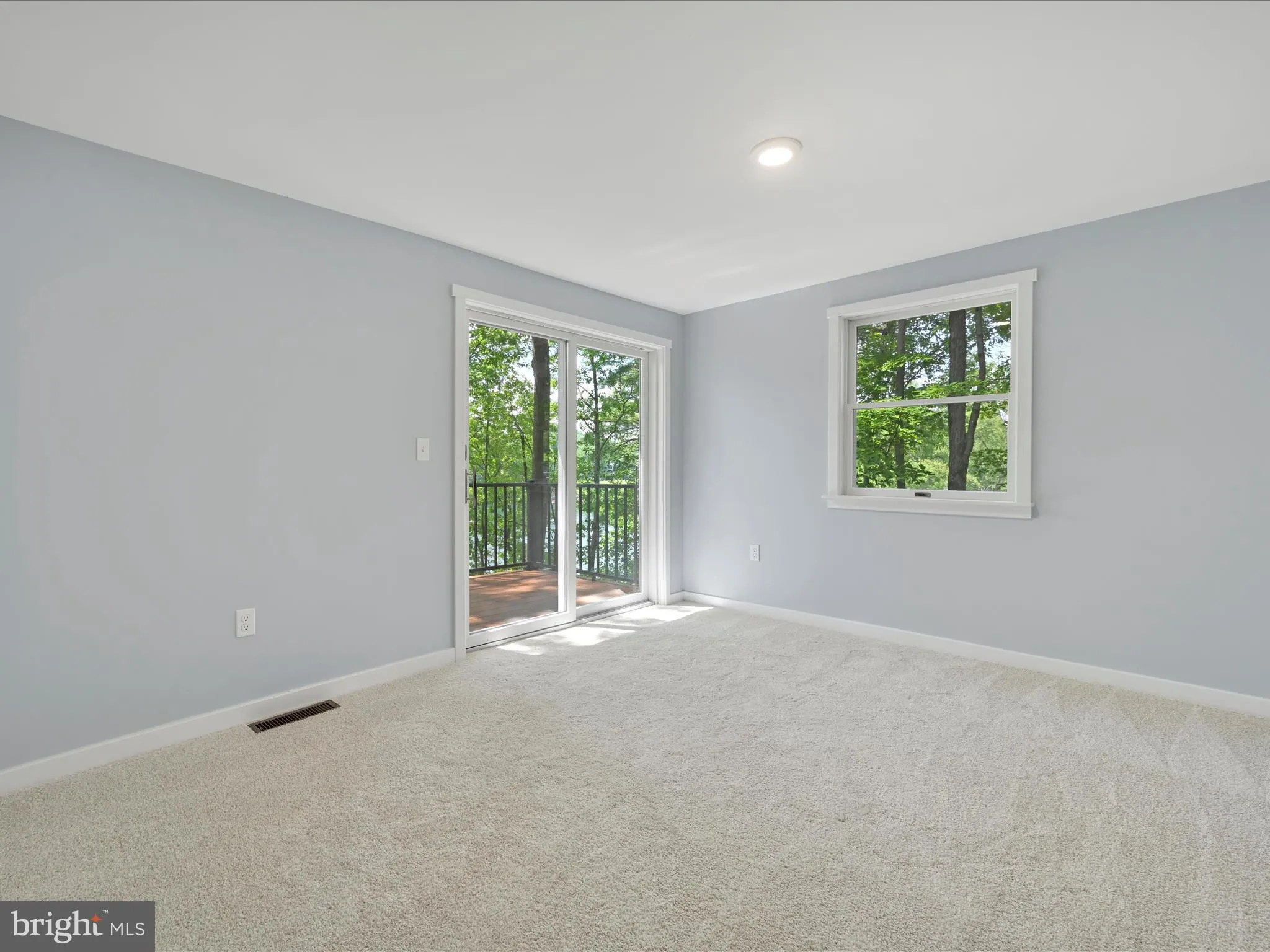 Auburn, Pennsylvania 17922, United States, 3 Bedrooms Bedrooms, ,4 BathroomsBathrooms,Residential,Active,178444