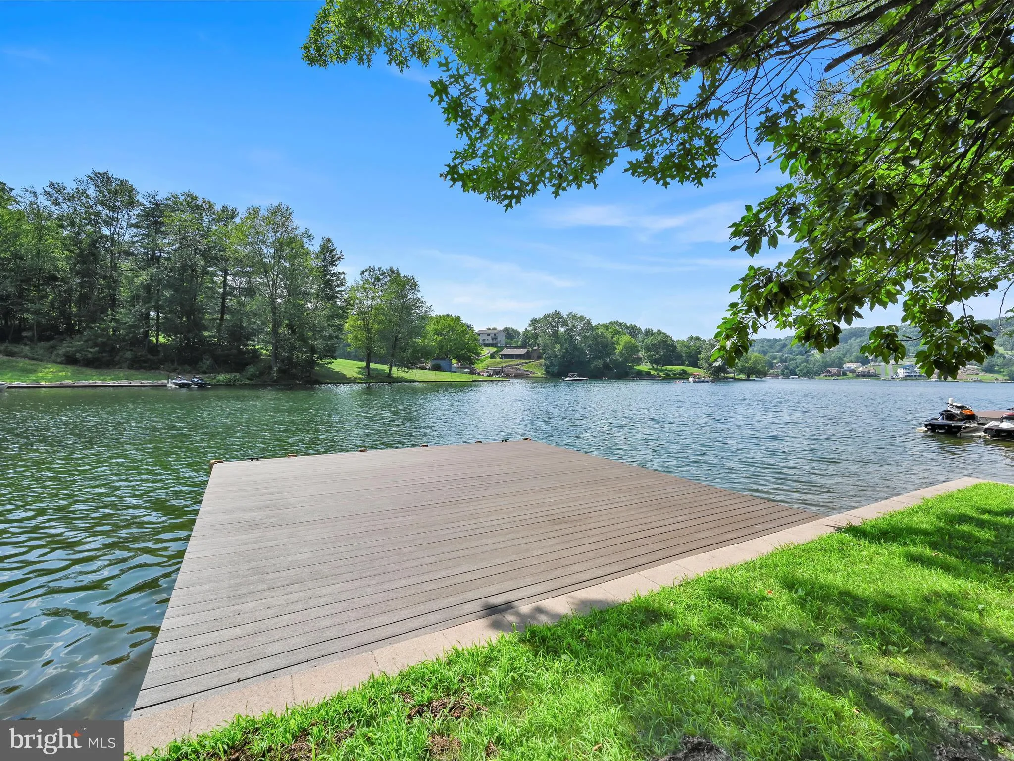 Auburn, Pennsylvania 17922, United States, 3 Bedrooms Bedrooms, ,4 BathroomsBathrooms,Residential,Active,178444