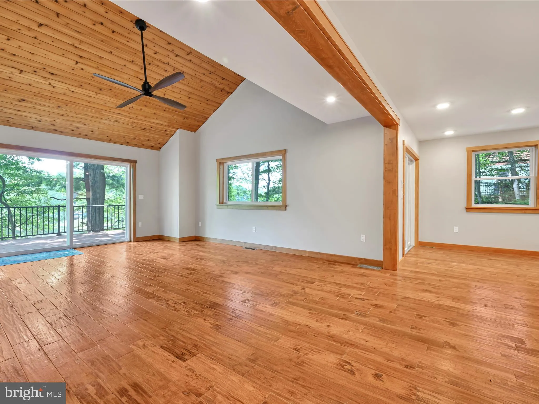 Auburn, Pennsylvania 17922, United States, 3 Bedrooms Bedrooms, ,4 BathroomsBathrooms,Residential,Active,178444