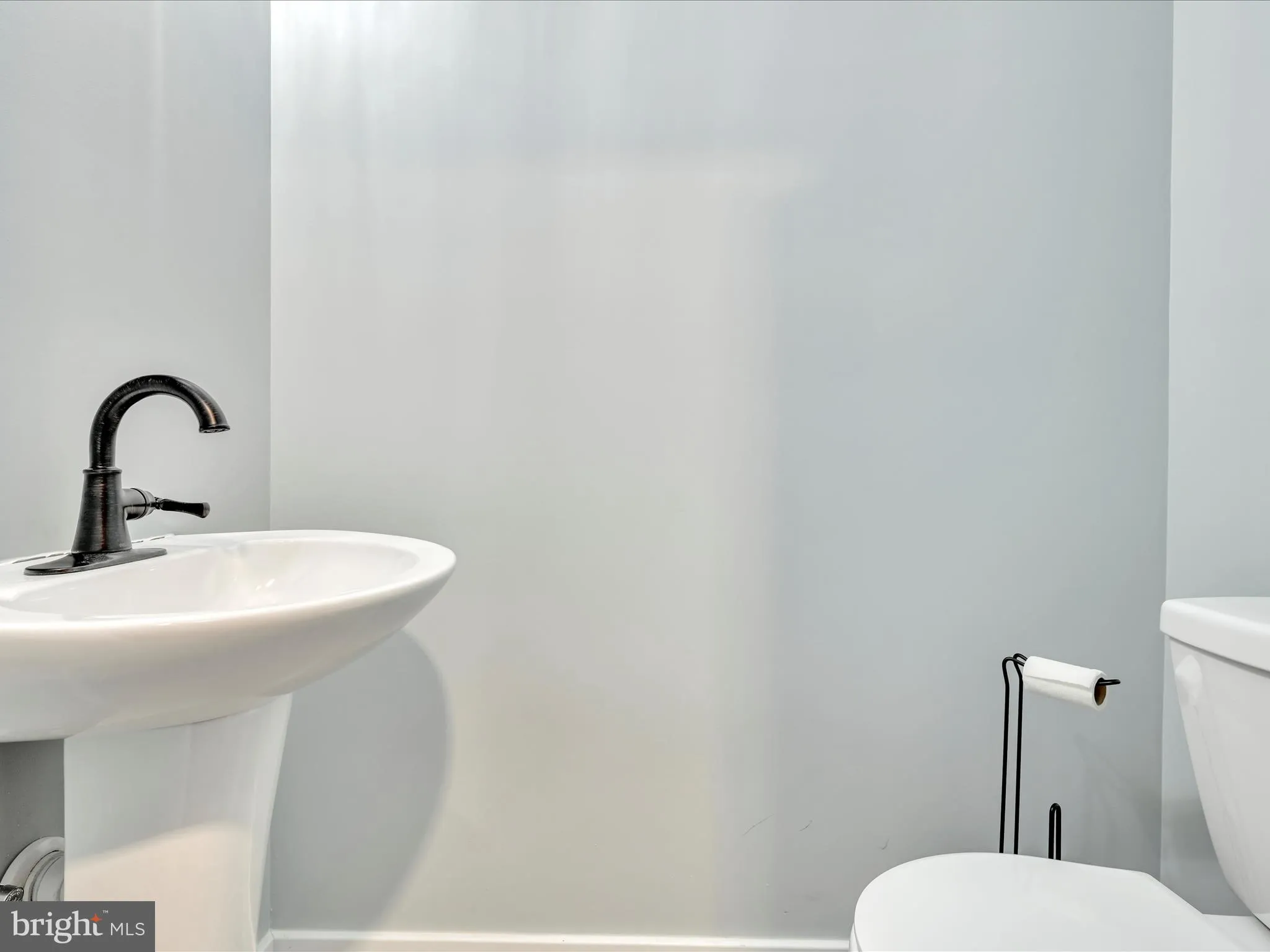 Auburn, Pennsylvania 17922, United States, 3 Bedrooms Bedrooms, ,4 BathroomsBathrooms,Residential,Active,178444