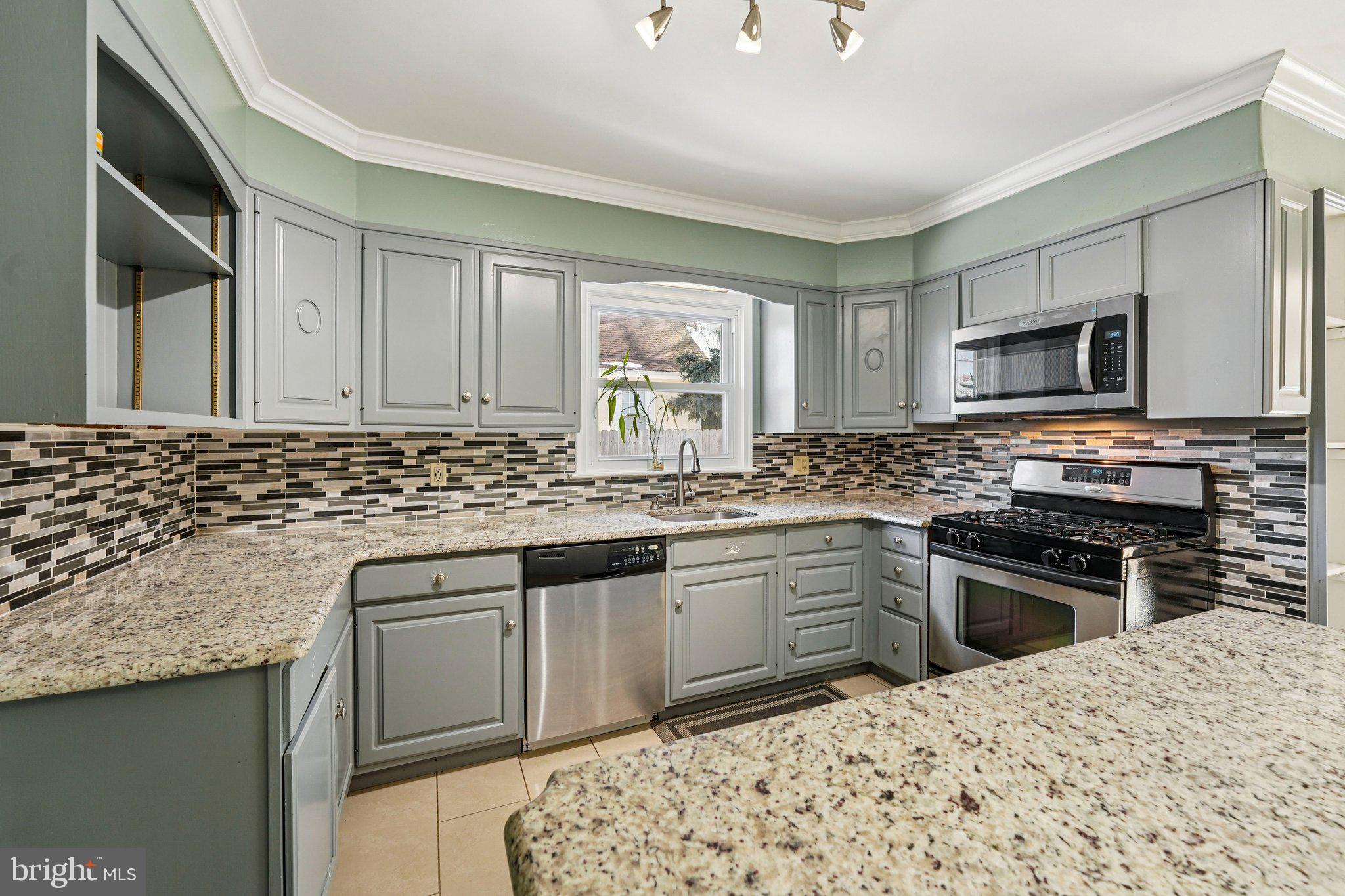 DREXEL HILL - Residential