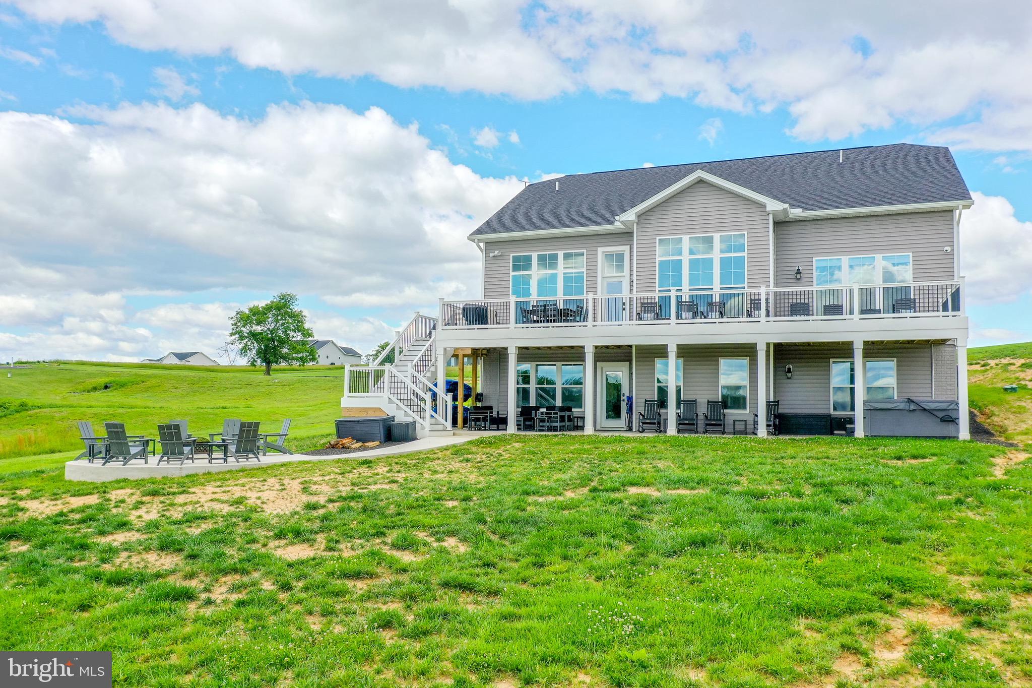 ROCK ISLAND LANDING - Residential