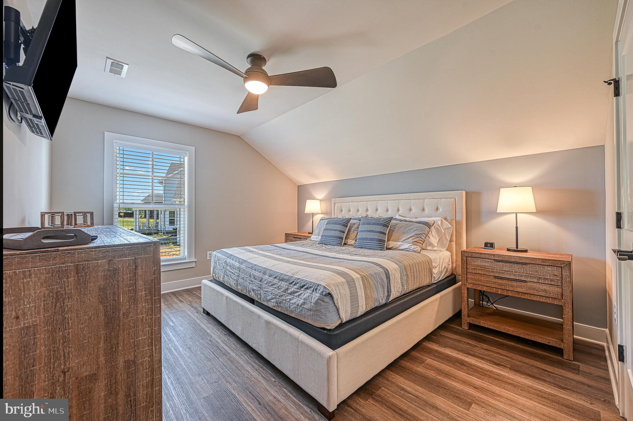 ROCK ISLAND LANDING - Residential