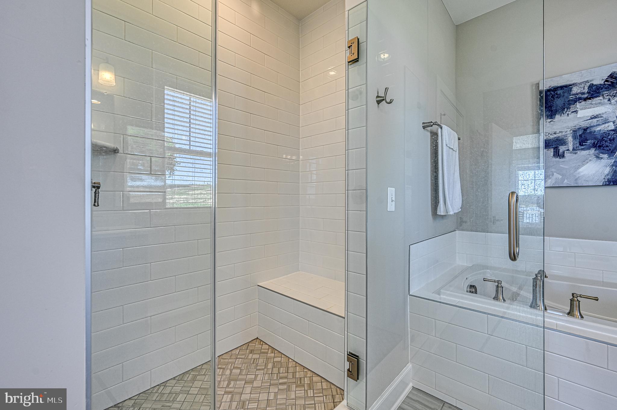 ROCK ISLAND LANDING - Residential