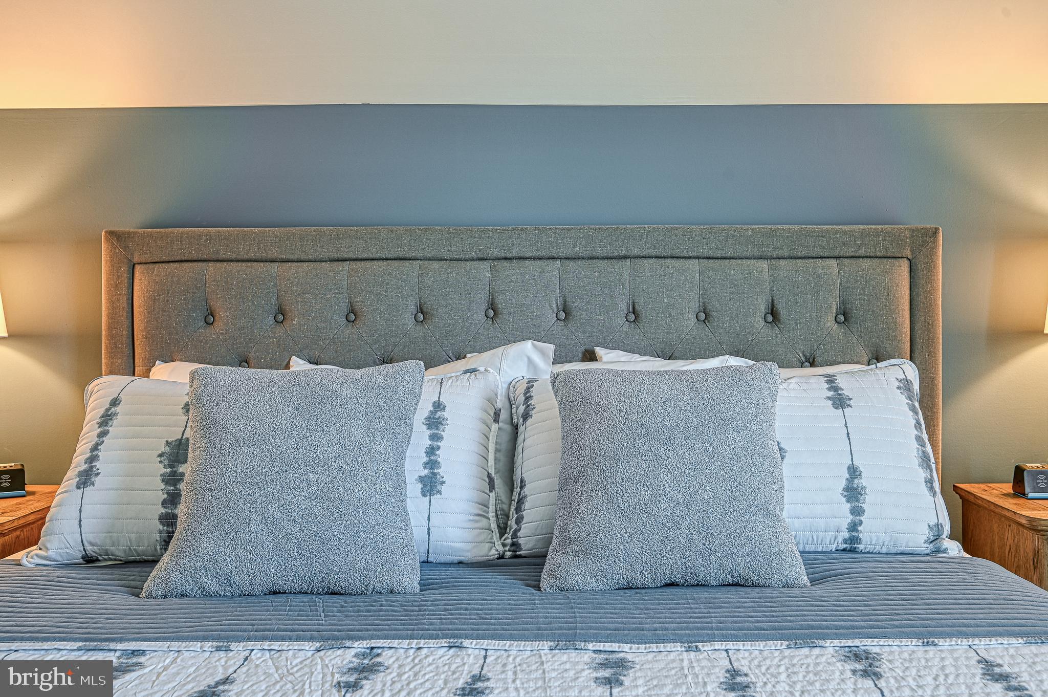 ROCK ISLAND LANDING - Residential