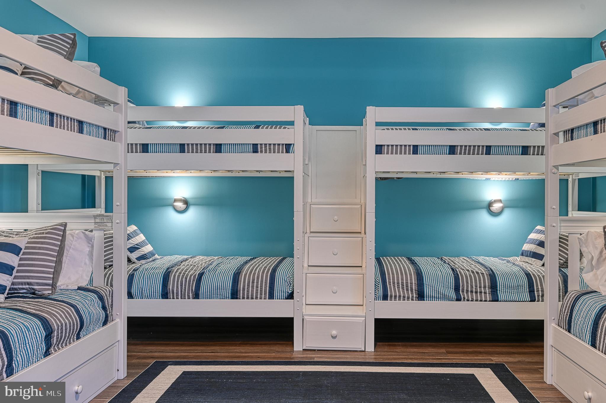 ROCK ISLAND LANDING - Residential