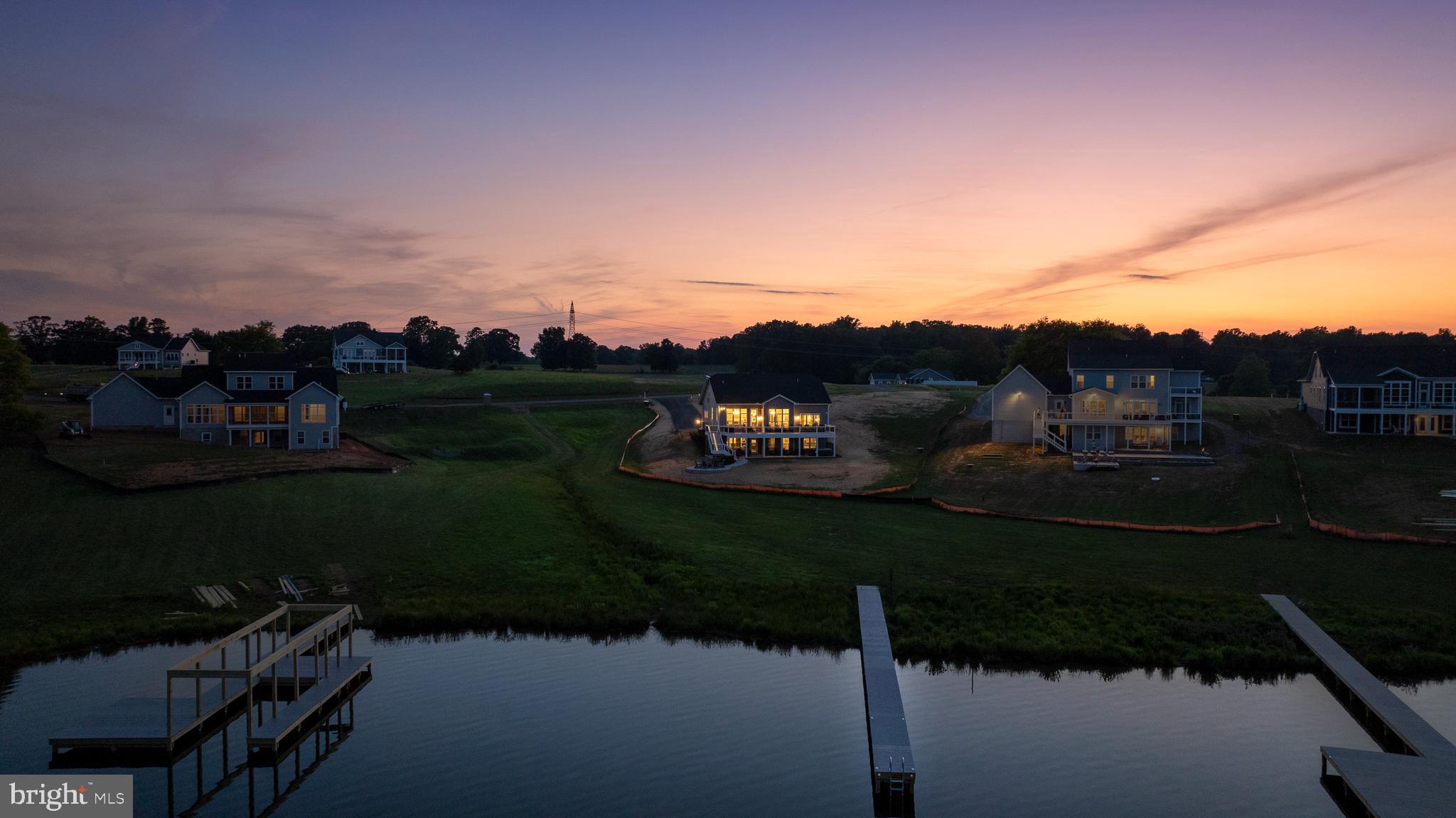 ROCK ISLAND LANDING - Residential