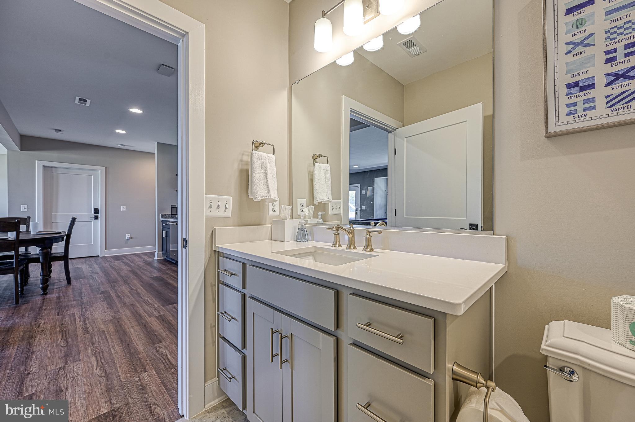 ROCK ISLAND LANDING - Residential